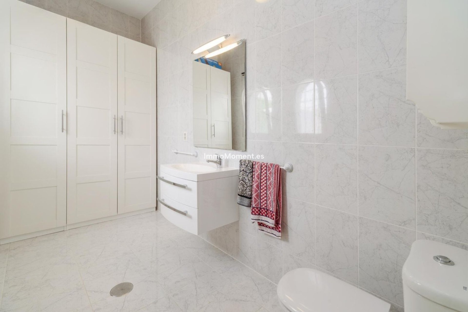 Wiederverkauf - Freistehende Villa - Estepona  - Estepona Centro
