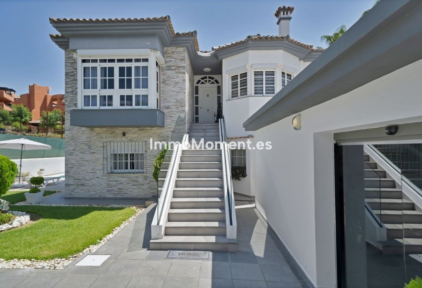 Wiederverkauf - Freistehende Villa - Estepona  - Estepona Centro
