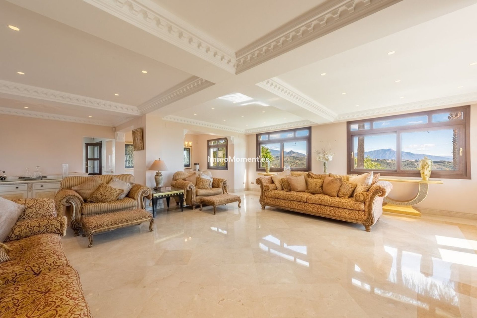 Wiederverkauf - Freistehende Villa - Estepona  - Estepona Centro