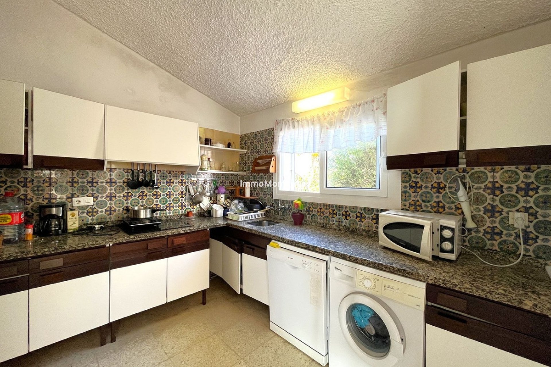 Wiederverkauf - Freistehende Villa - Estepona  - Estepona Centro