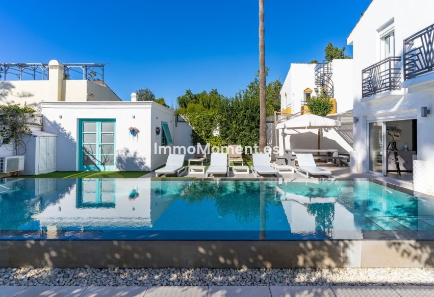 Wiederverkauf - Freistehende Villa - Estepona  - Estepona Centro