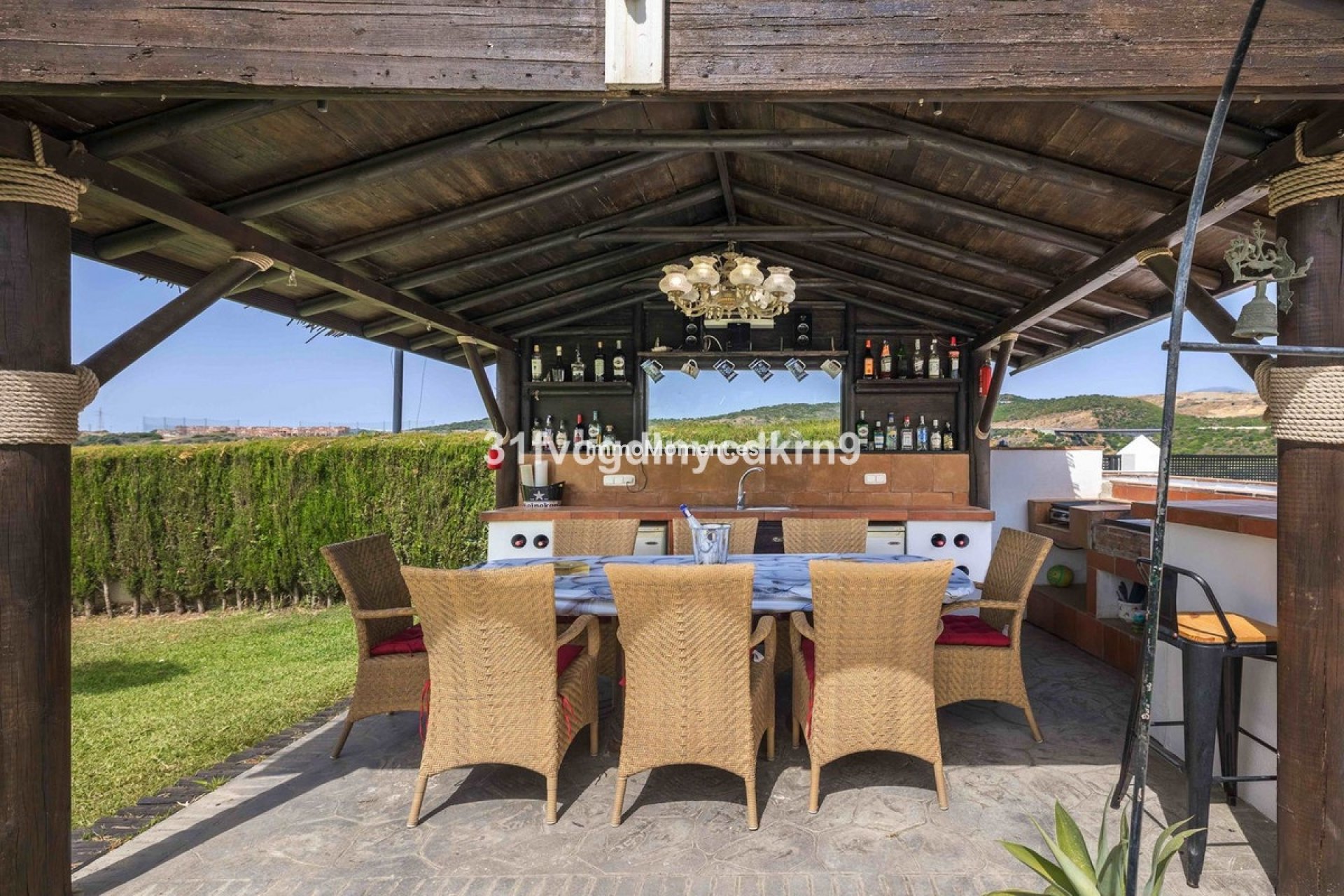 Wiederverkauf - Freistehende Villa - Estepona  - Estepona Centro