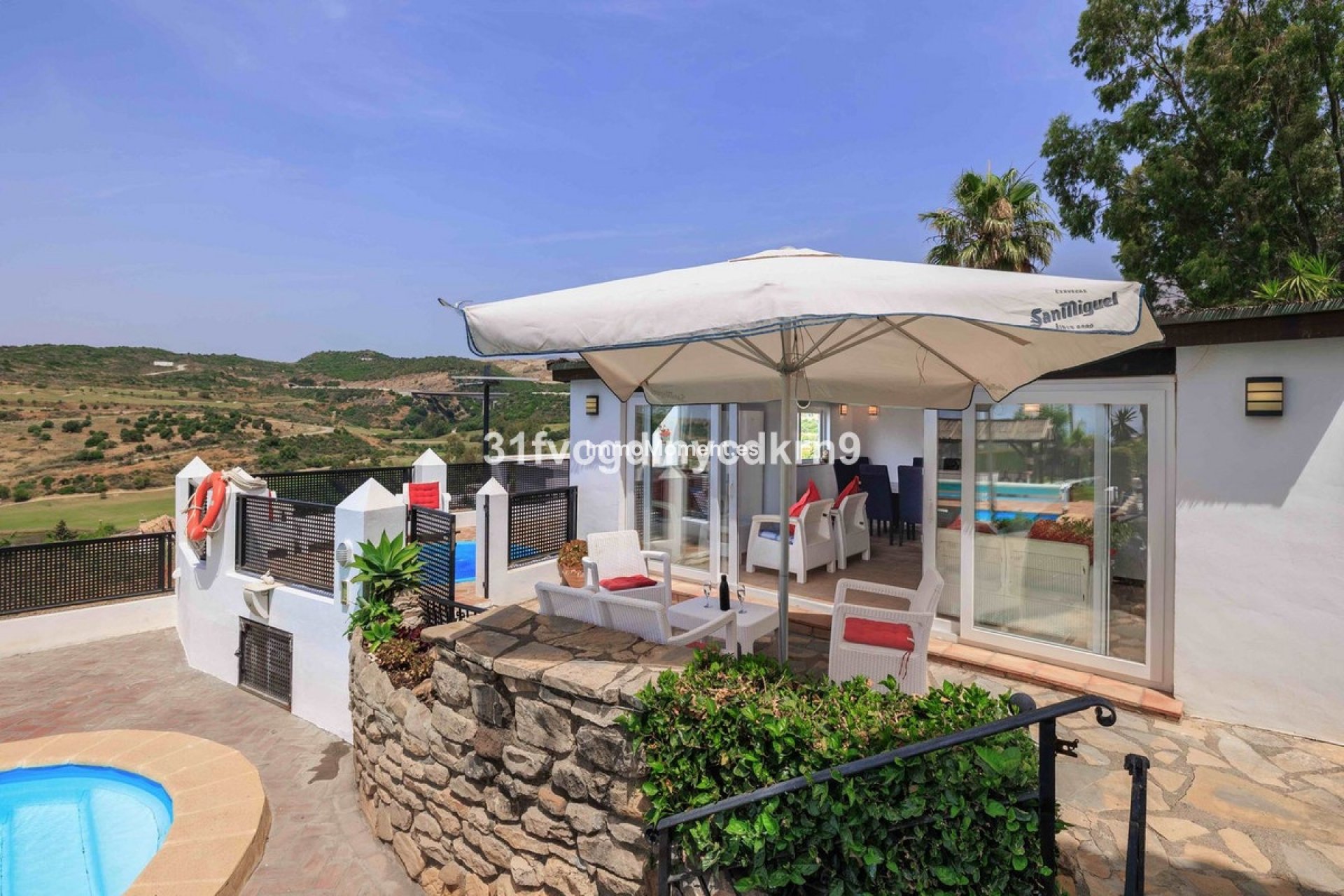 Wiederverkauf - Freistehende Villa - Estepona  - Estepona Centro