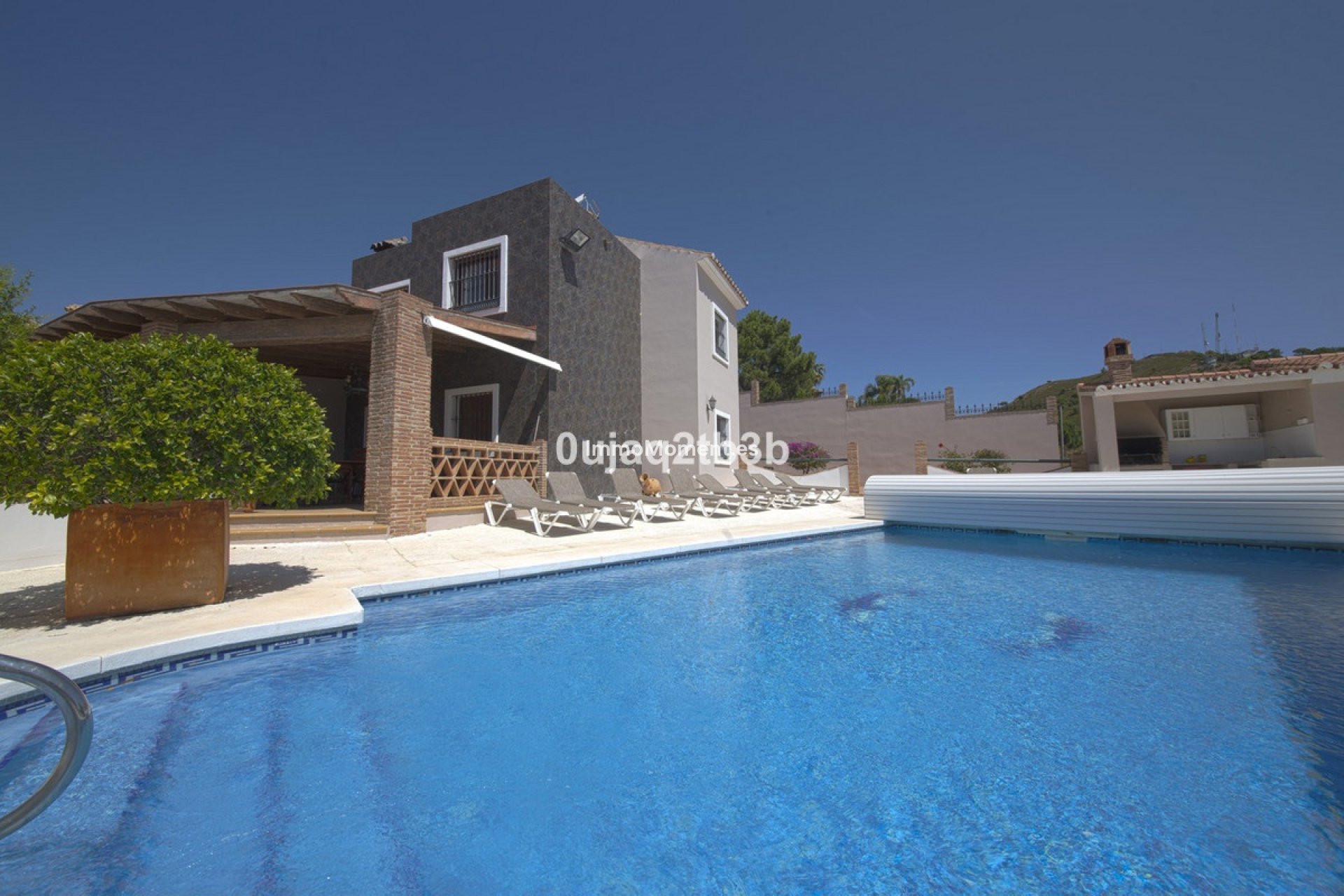 Wiederverkauf - Freistehende Villa - Estepona  - Estepona Centro