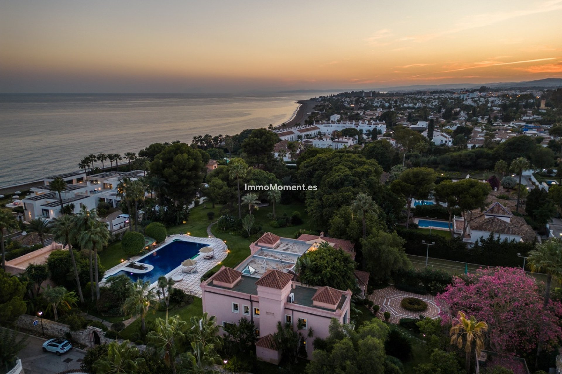 Wiederverkauf - Freistehende Villa - Estepona  - Estepona Centro