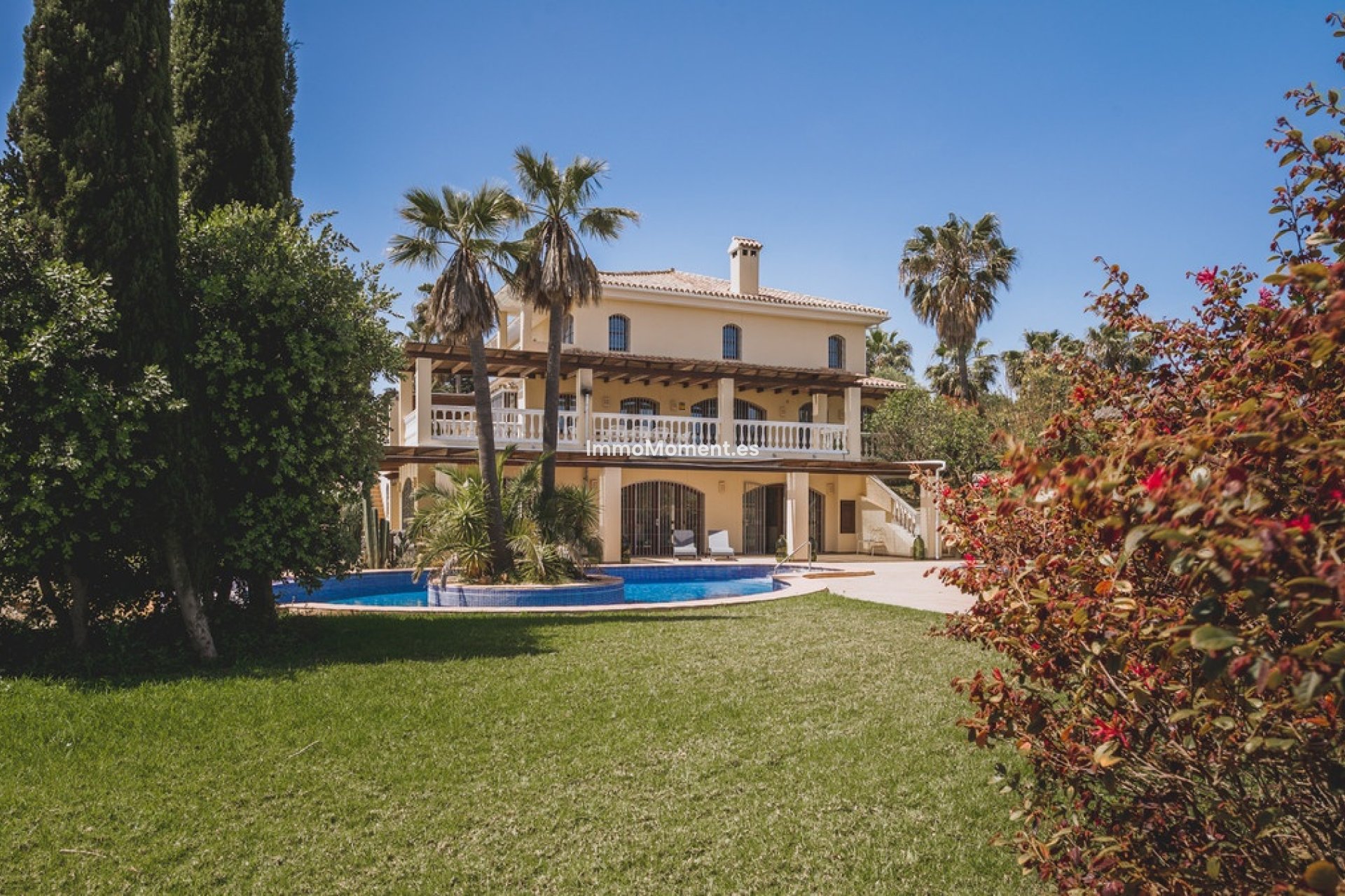 Wiederverkauf - Freistehende Villa - Estepona  - Estepona Centro