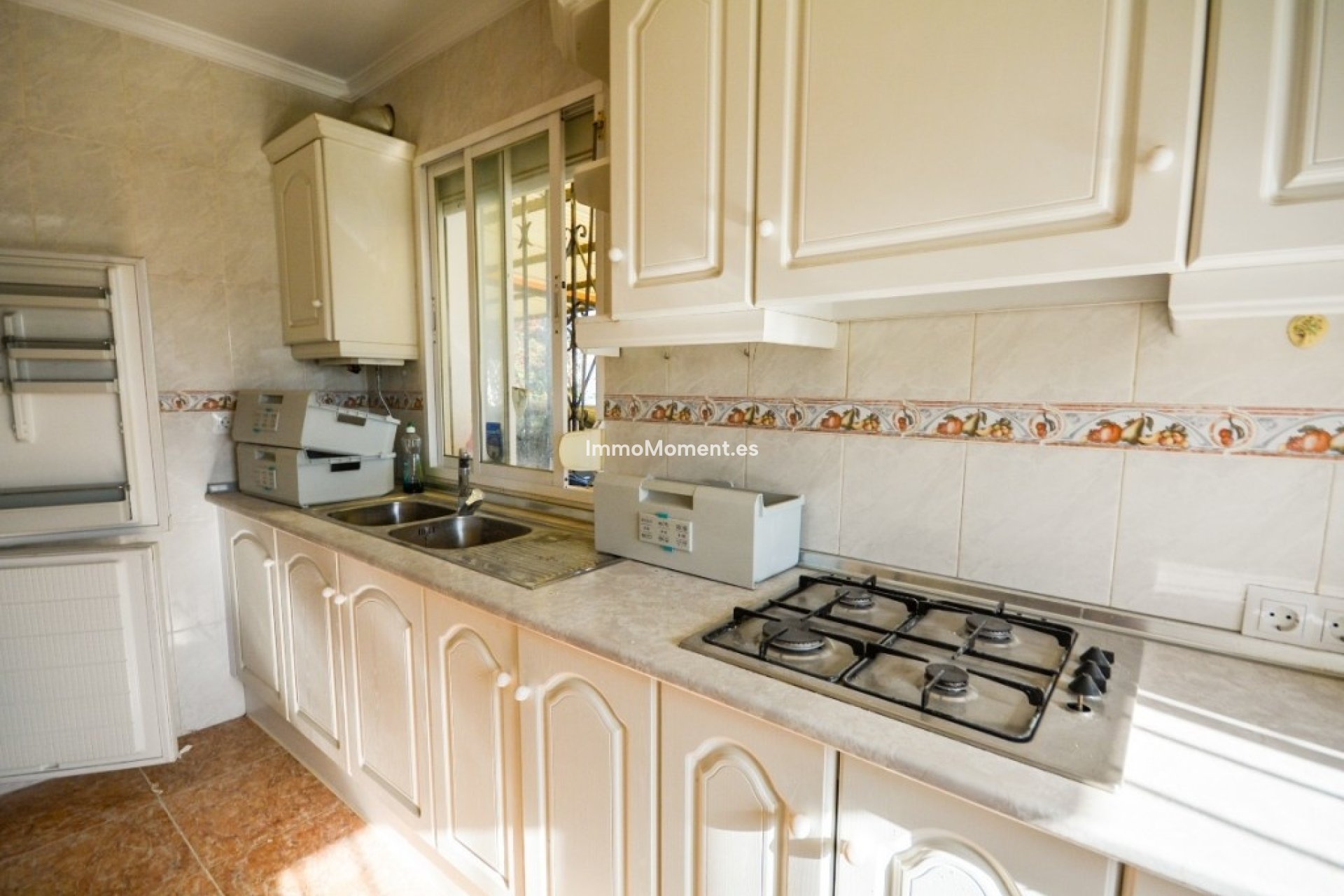 Wiederverkauf - Freistehende Villa - Estepona  - Estepona Centro