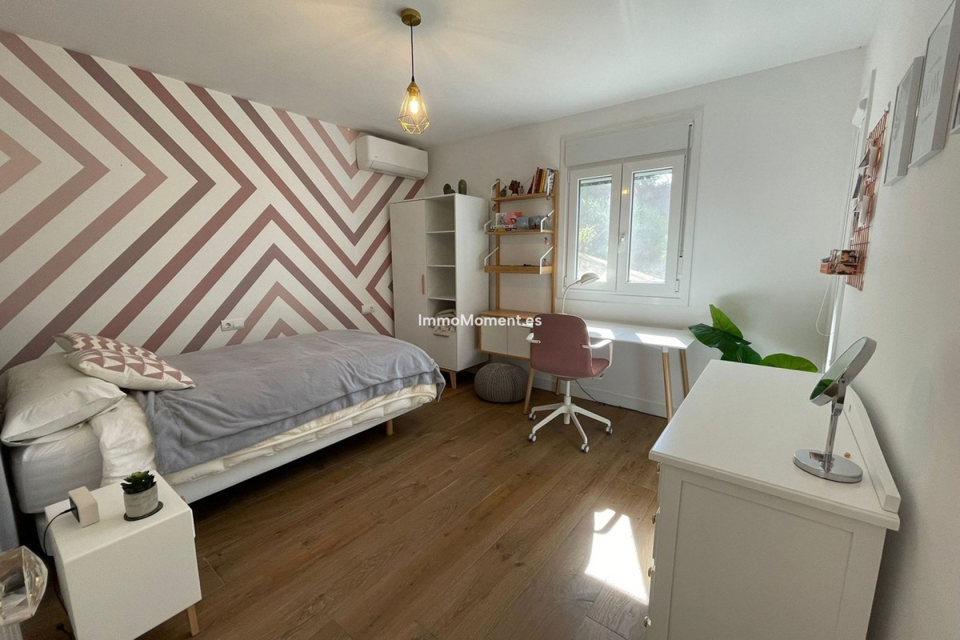 Wiederverkauf - Freistehende Villa - Estepona  - Estepona Centro