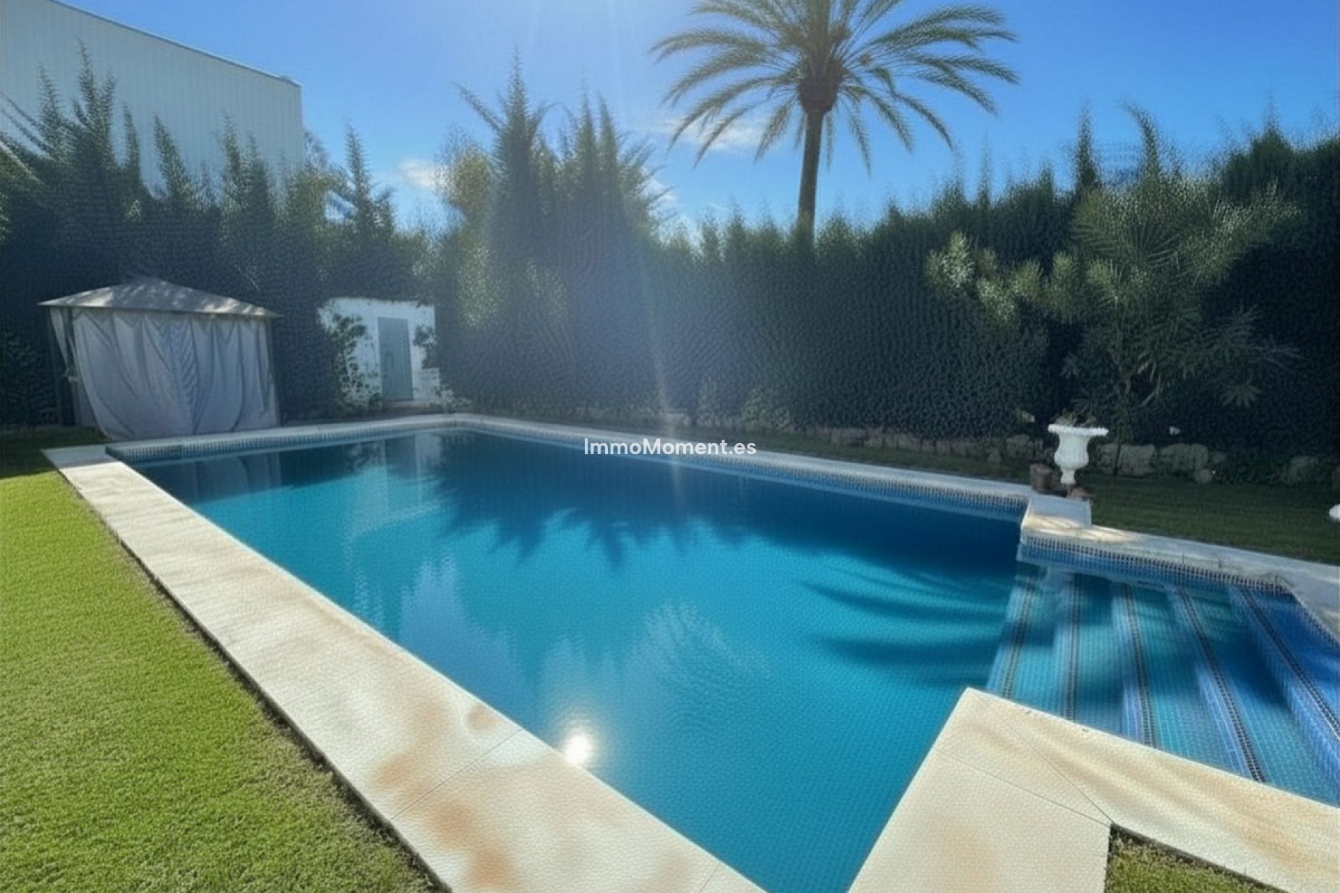 Wiederverkauf - Freistehende Villa - Estepona  - Estepona Centro