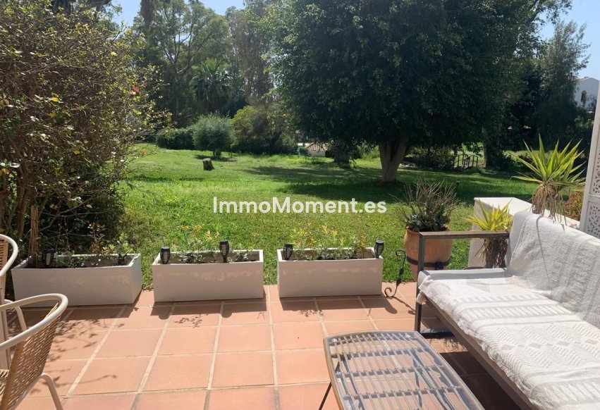 Wiederverkauf - Freistehende Villa - Estepona  - Estepona Centro