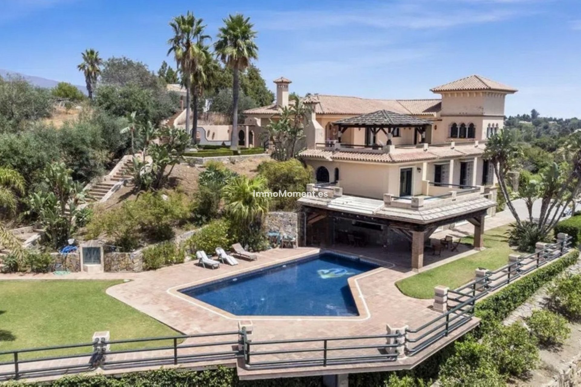 Wiederverkauf - Freistehende Villa - Estepona  - Estepona Centro