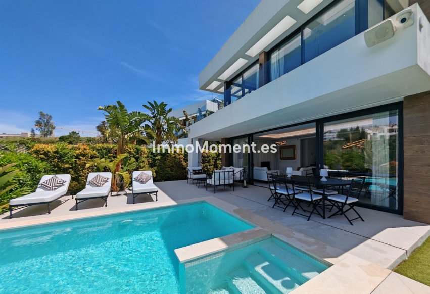 Wiederverkauf - Freistehende Villa - Estepona  - Estepona Centro
