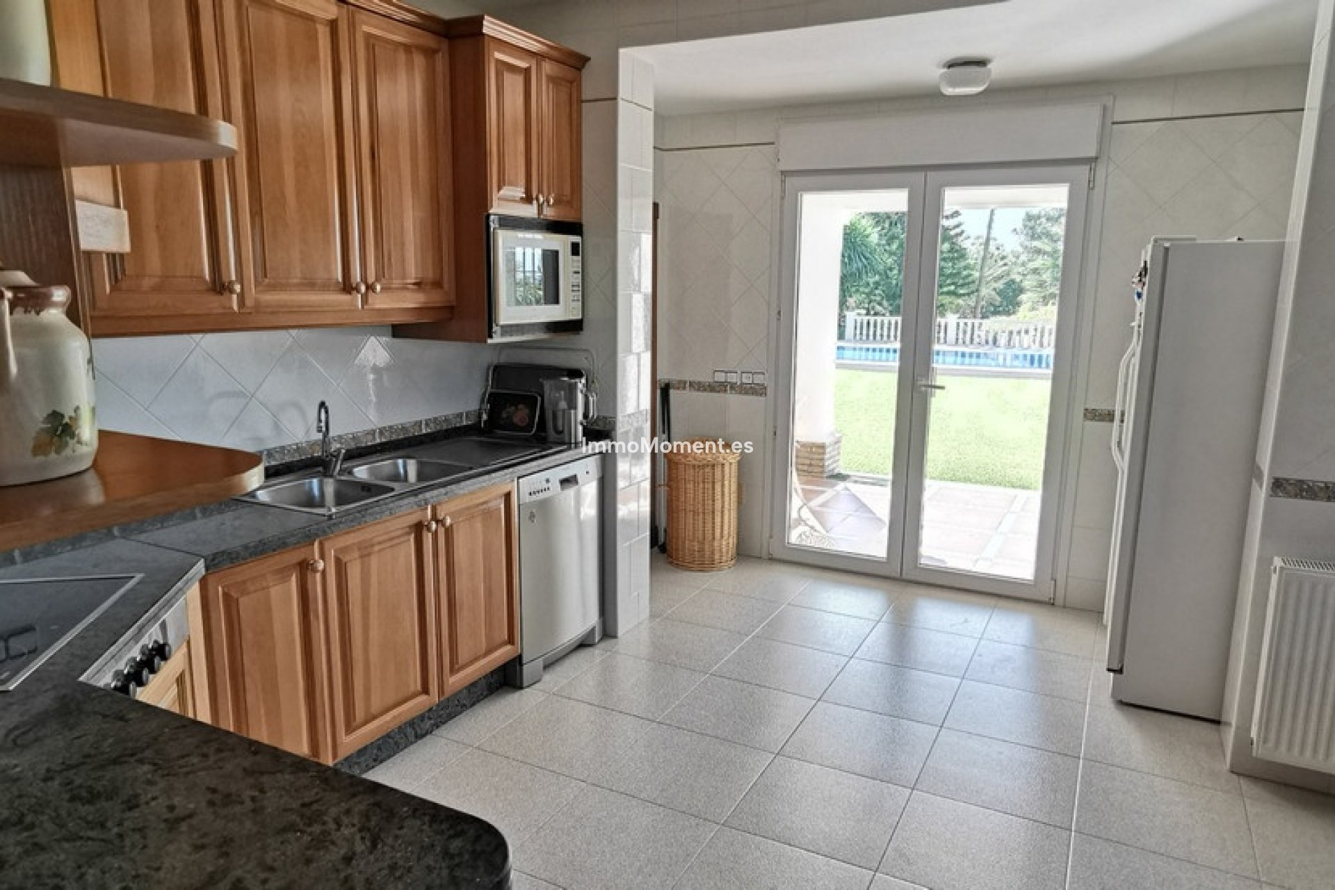 Wiederverkauf - Freistehende Villa - Estepona  - Estepona Centro