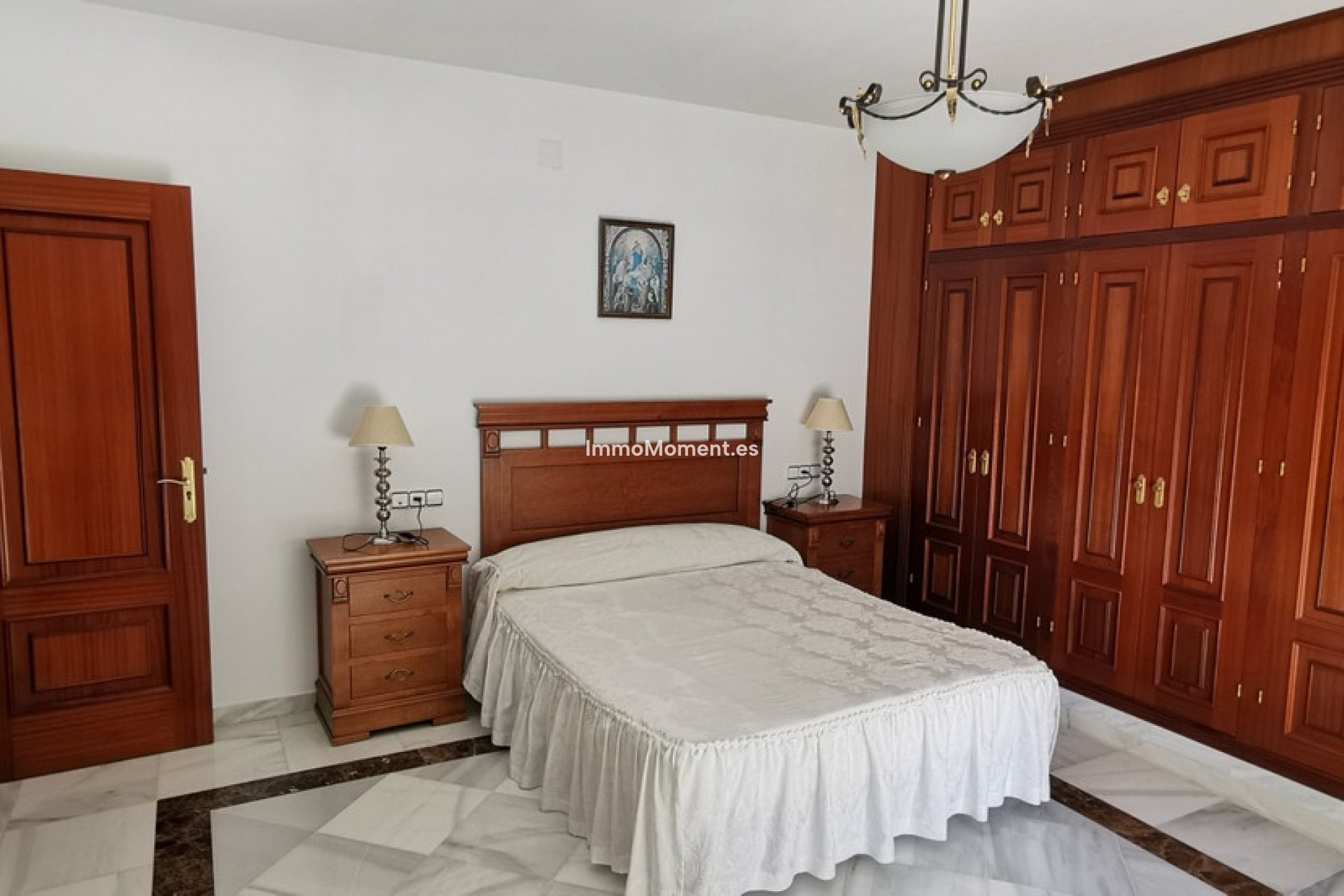 Wiederverkauf - Freistehende Villa - Estepona  - Estepona Centro
