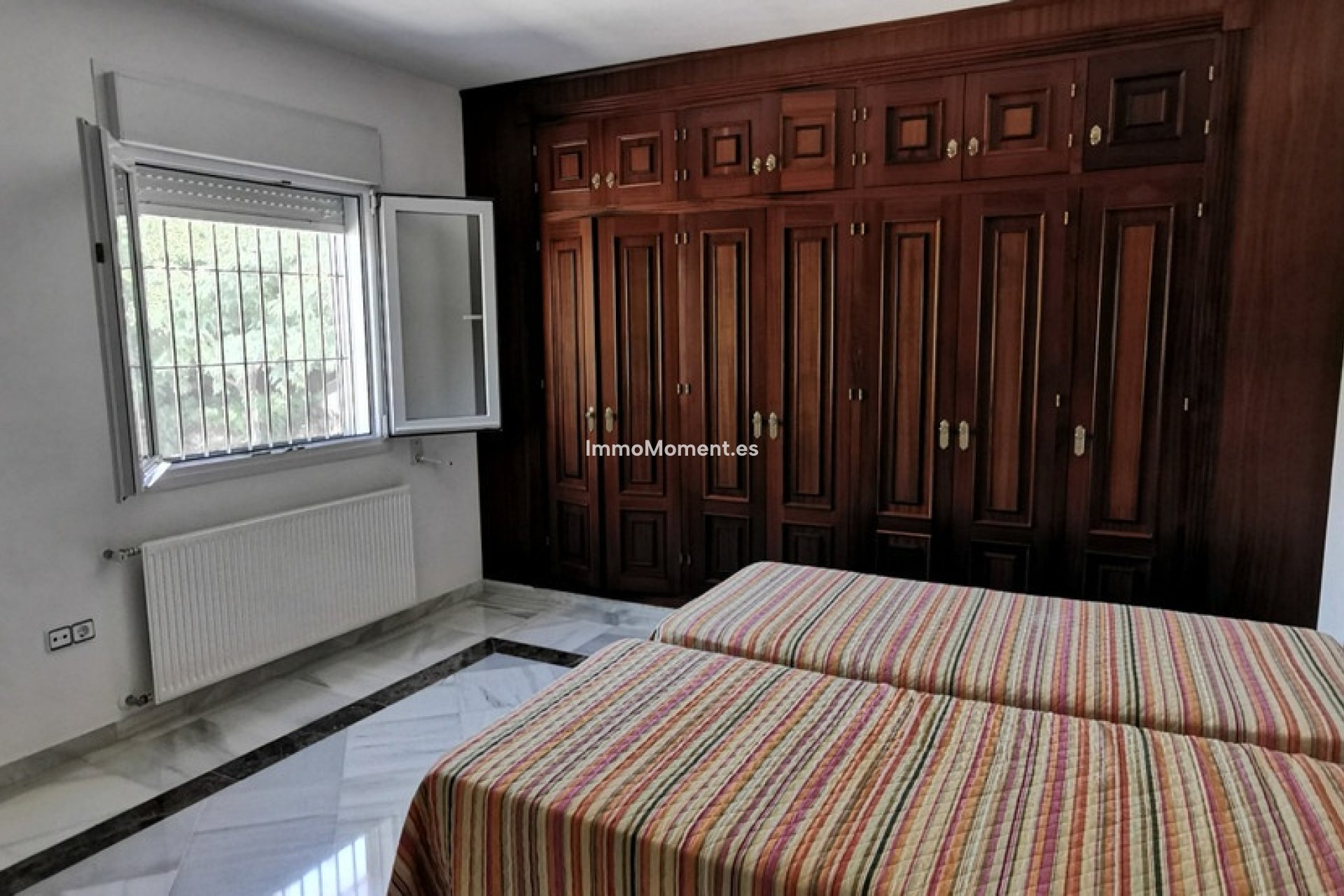 Wiederverkauf - Freistehende Villa - Estepona  - Estepona Centro