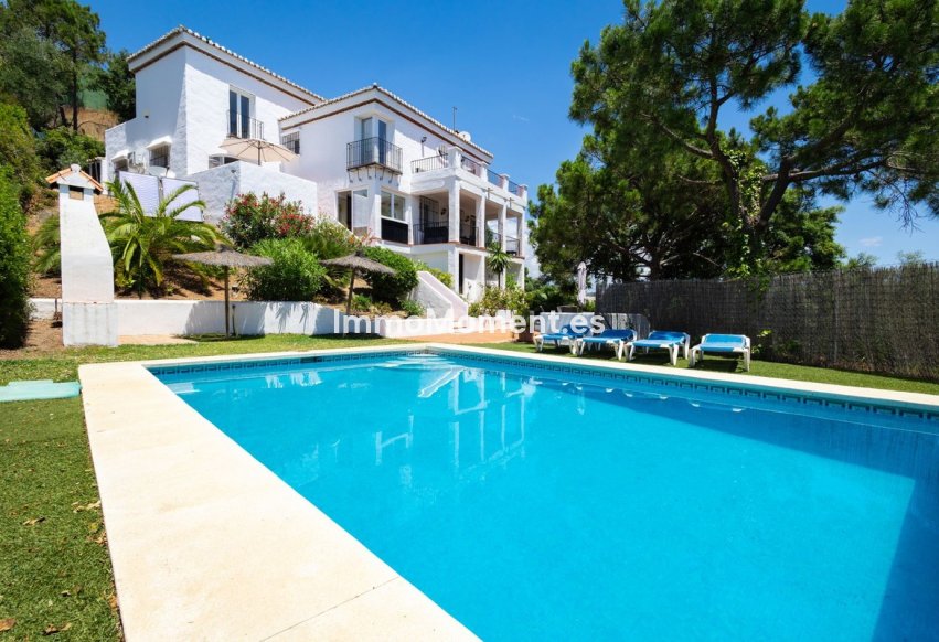 Wiederverkauf - Freistehende Villa - Estepona  - Estepona Centro