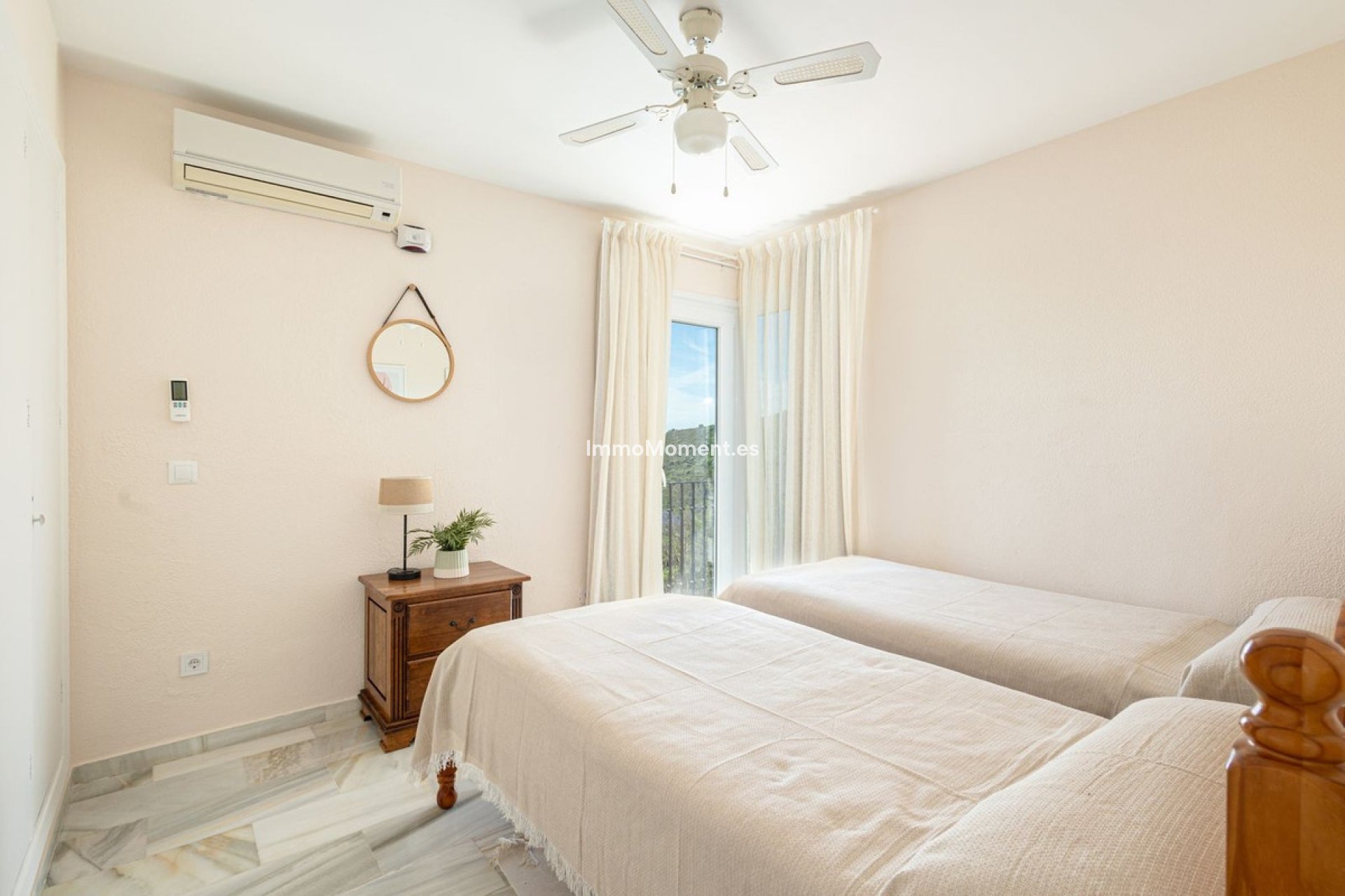 Wiederverkauf - Freistehende Villa - Estepona  - Estepona Centro