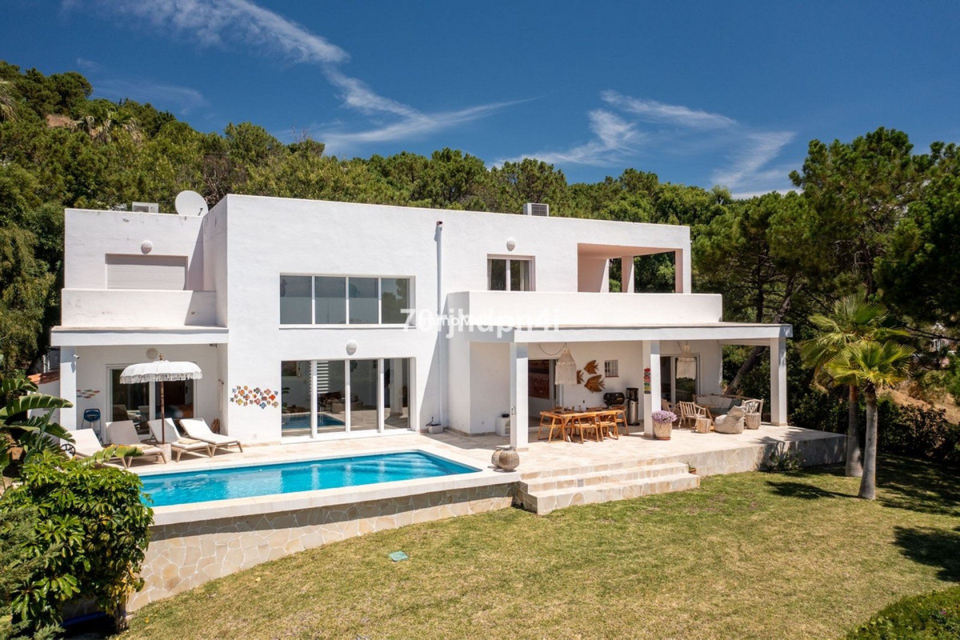 Wiederverkauf - Freistehende Villa - Estepona  - Estepona Centro