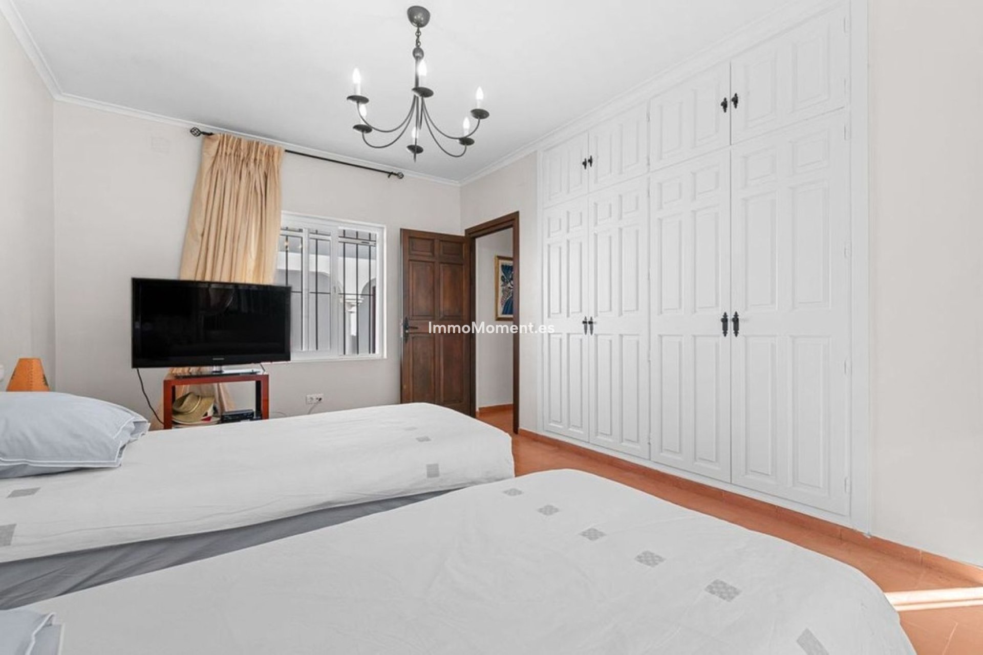Wiederverkauf - Freistehende Villa - Estepona  - Estepona Centro