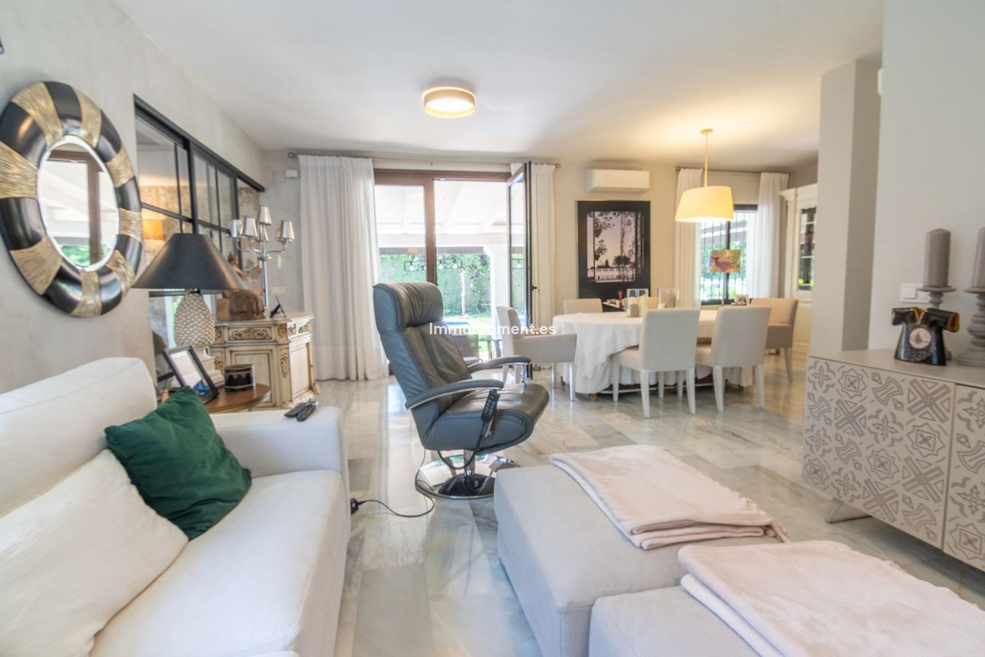 Wiederverkauf - Freistehende Villa - Estepona  - Estepona Centro