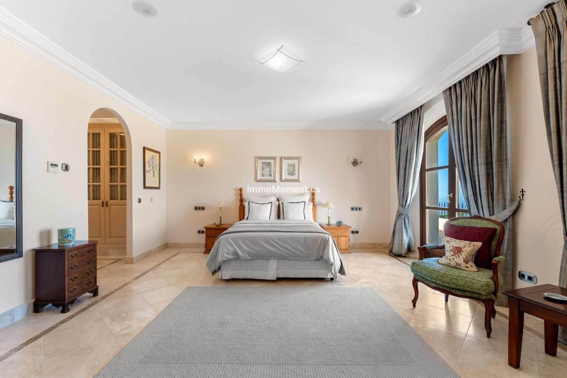 Wiederverkauf - Freistehende Villa - Estepona  - Estepona Centro