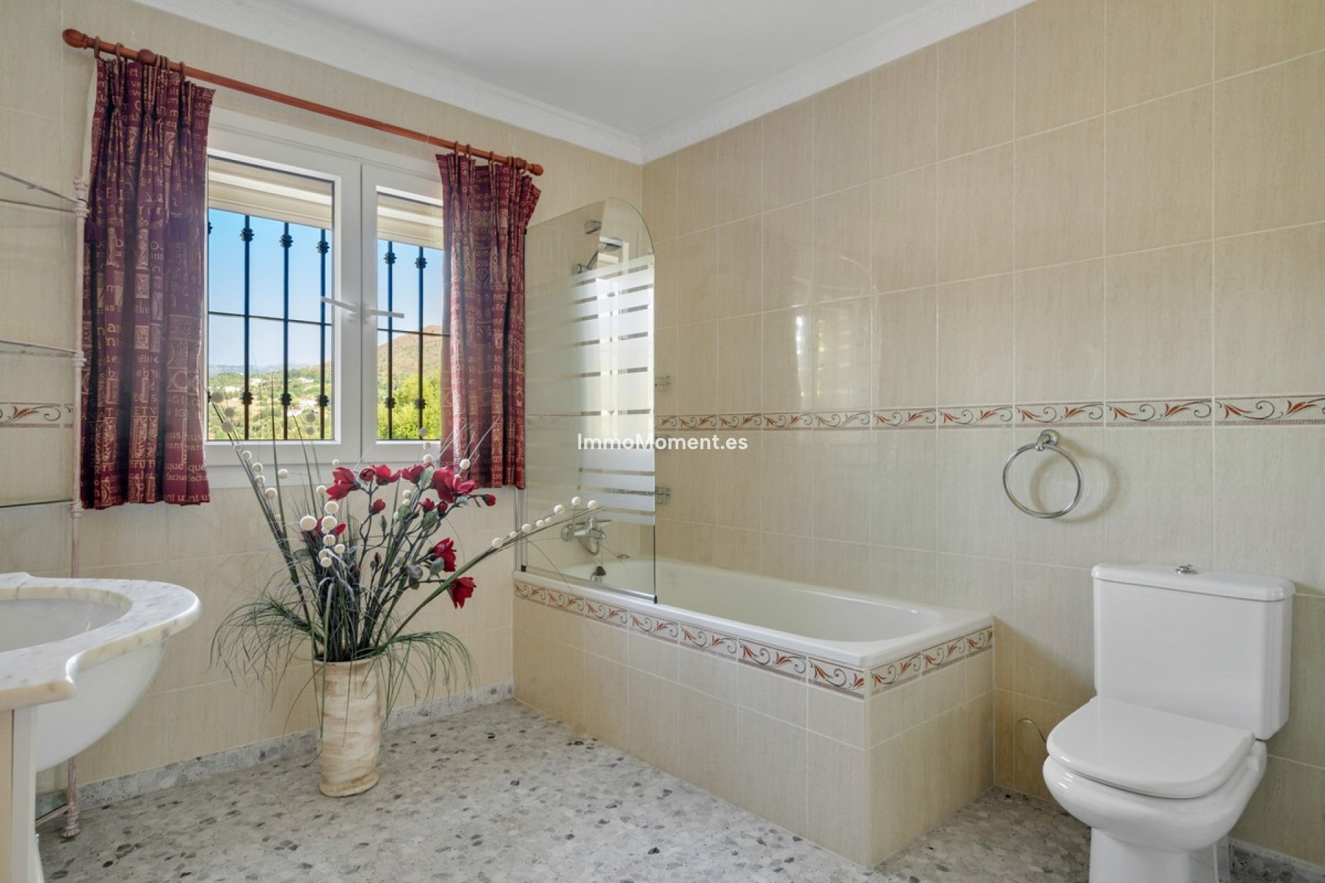Wiederverkauf - Freistehende Villa - Estepona  - Estepona Centro