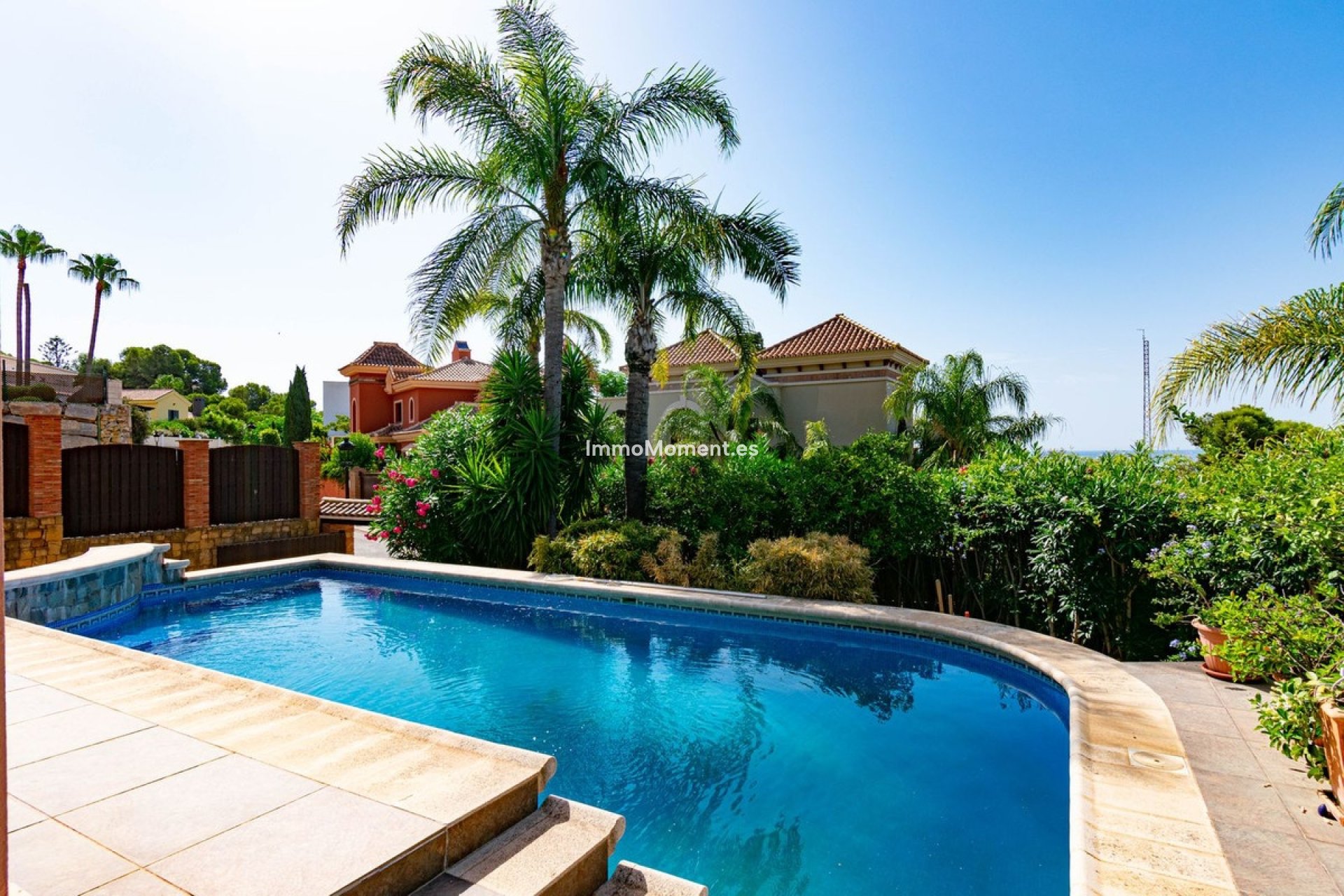 Wiederverkauf - Freistehende Villa - Estepona  - Estepona Centro