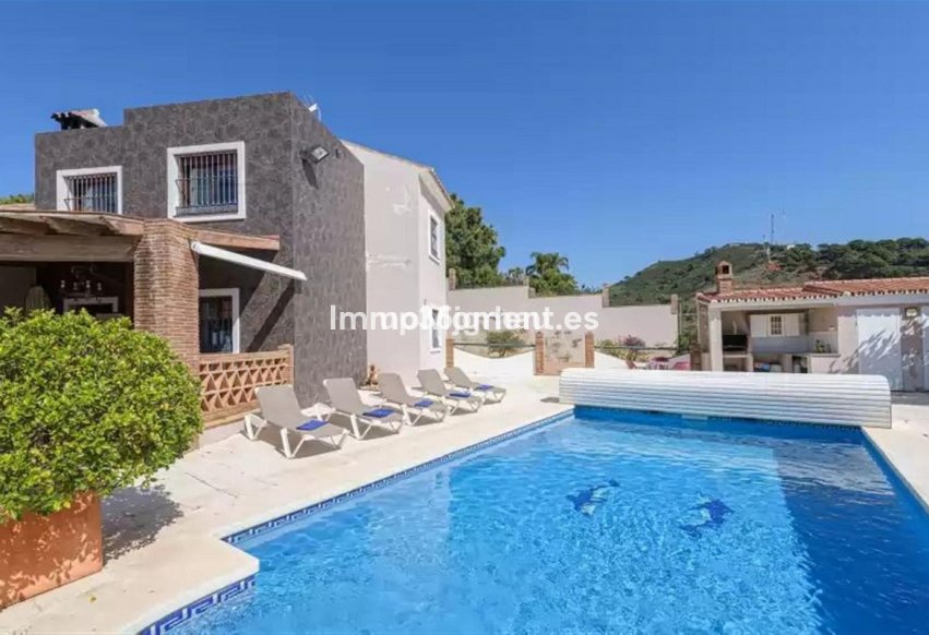 Wiederverkauf - Freistehende Villa - Estepona  - Estepona Centro
