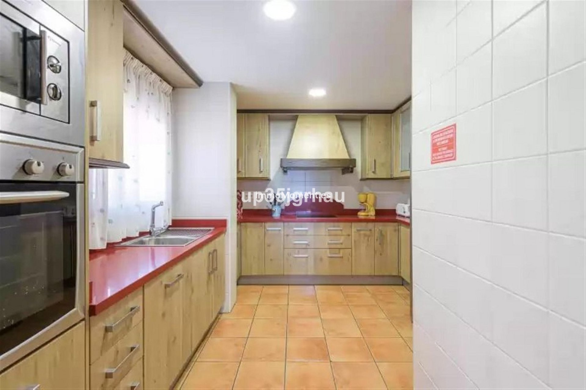Wiederverkauf - Freistehende Villa - Estepona  - Estepona Centro
