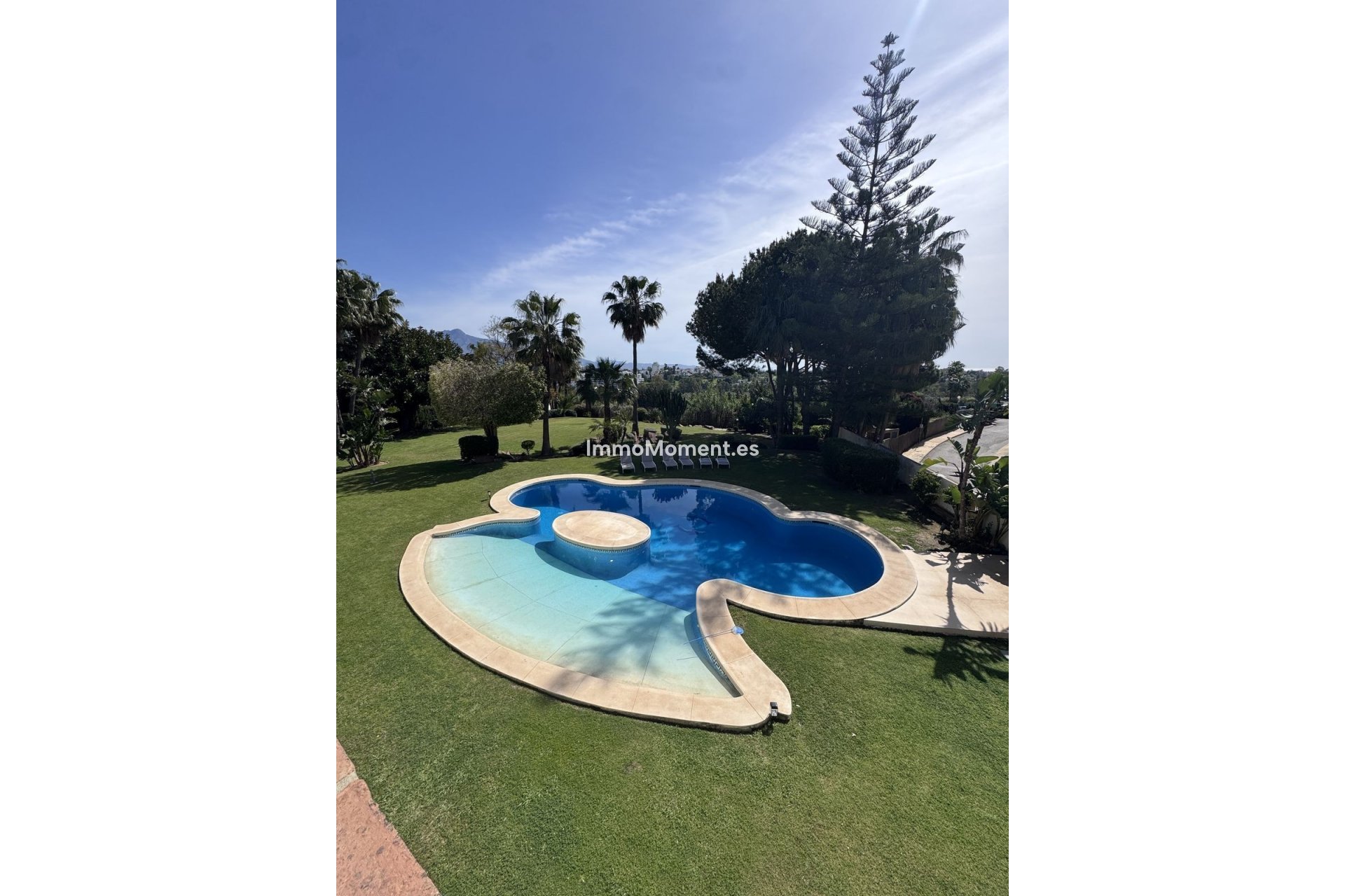 Wiederverkauf - Freistehende Villa - Estepona  - Estepona Centro