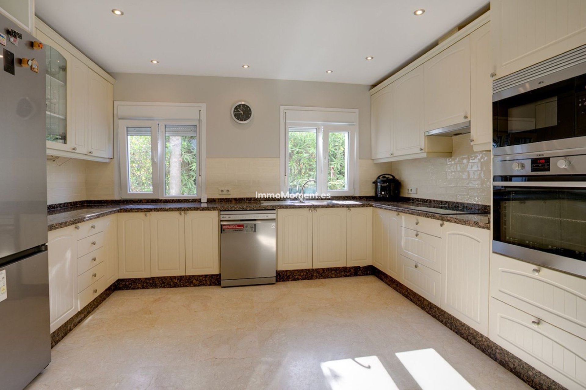 Wiederverkauf - Freistehende Villa - Estepona  - New Golden Mile