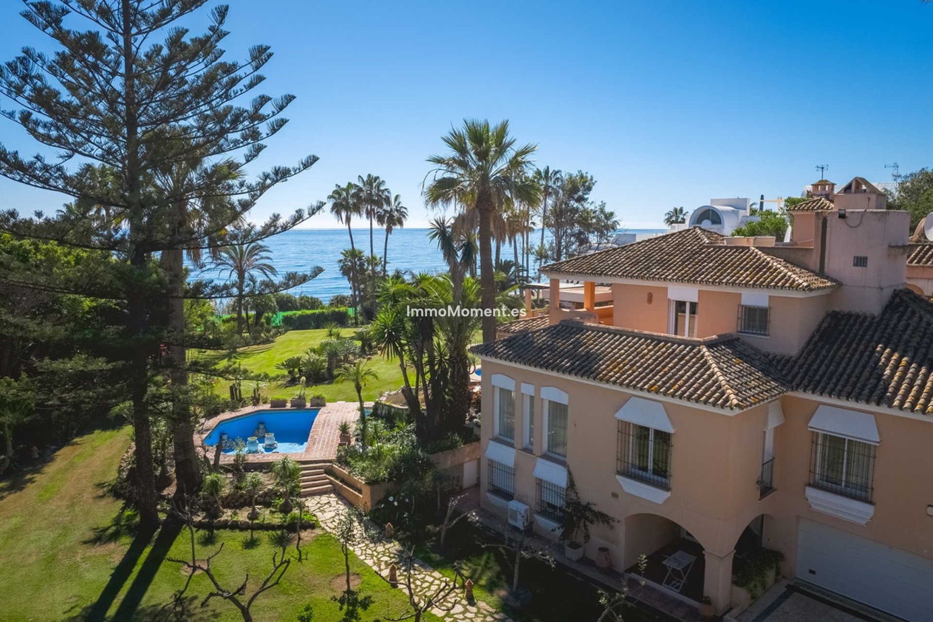 Wiederverkauf - Freistehende Villa - Estepona  - New Golden Mile