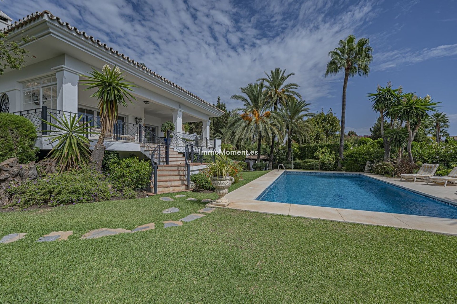 Wiederverkauf - Freistehende Villa - Estepona  - New Golden Mile