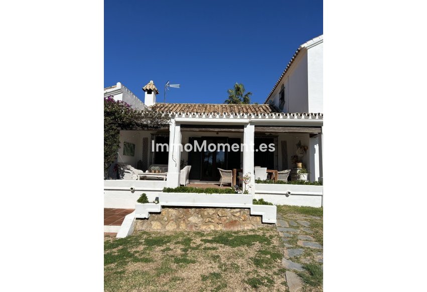 Wiederverkauf - Freistehende Villa - Estepona  - New Golden Mile