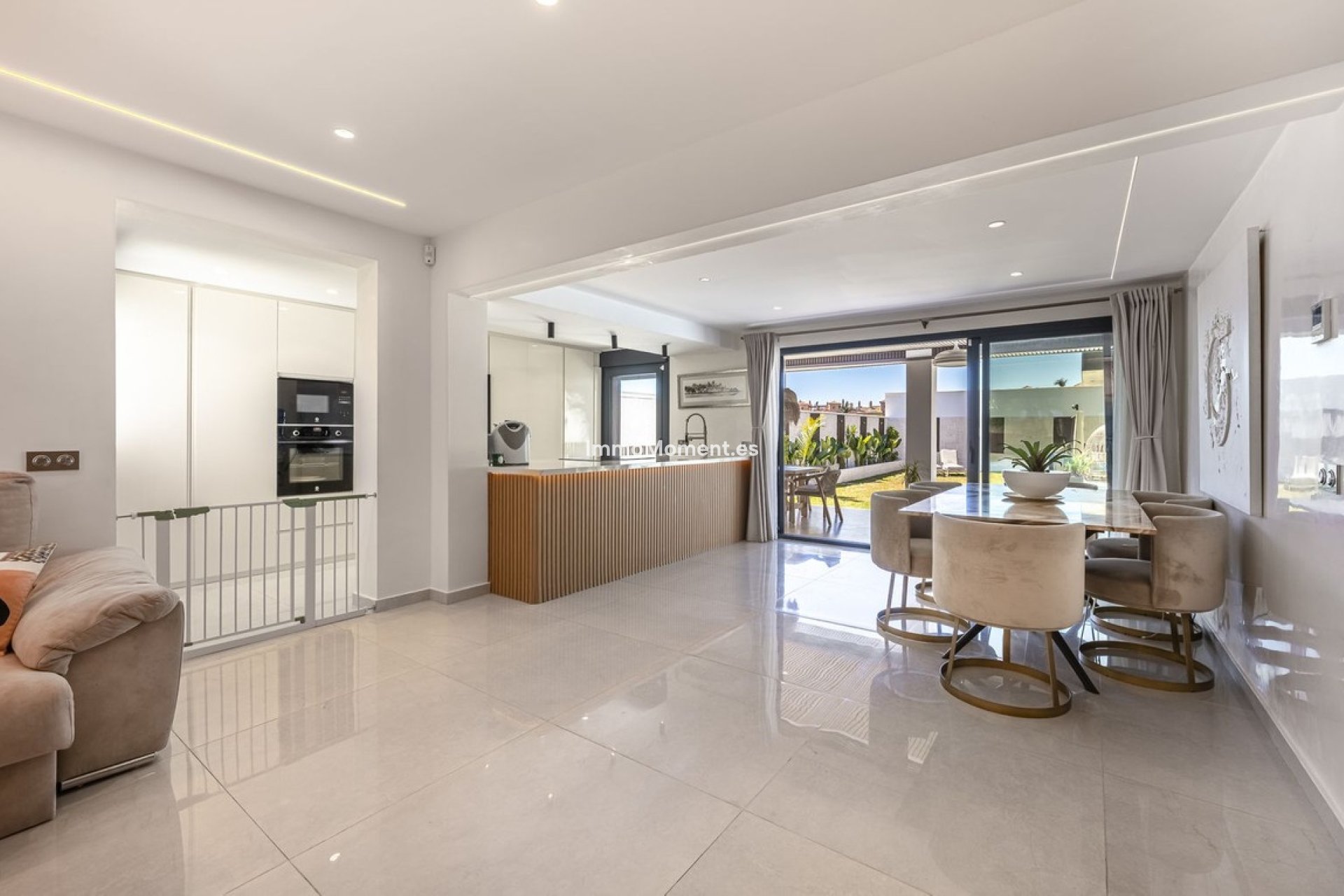 Wiederverkauf - Freistehende Villa - Estepona  - New Golden Mile