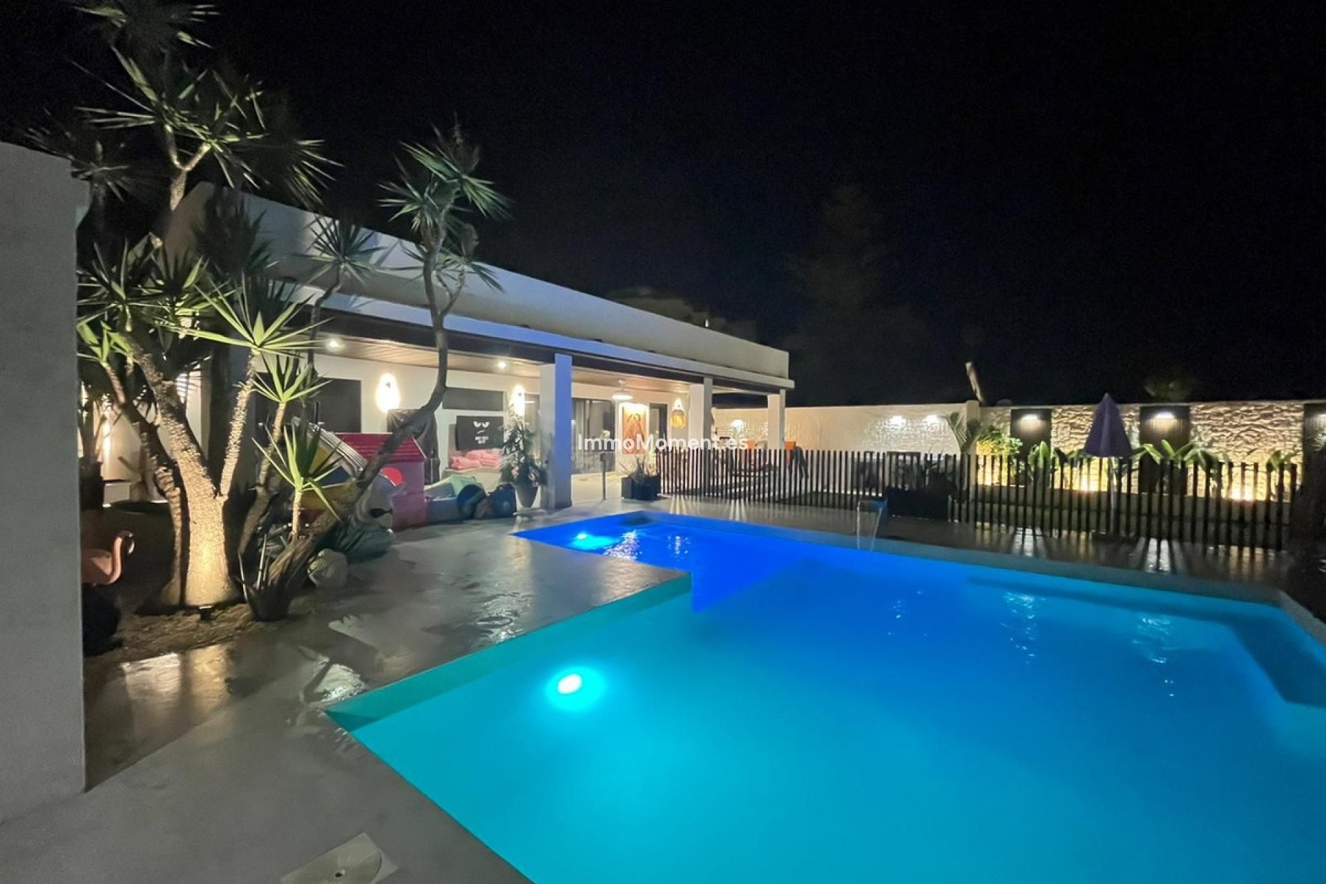 Wiederverkauf - Freistehende Villa - Estepona  - New Golden Mile