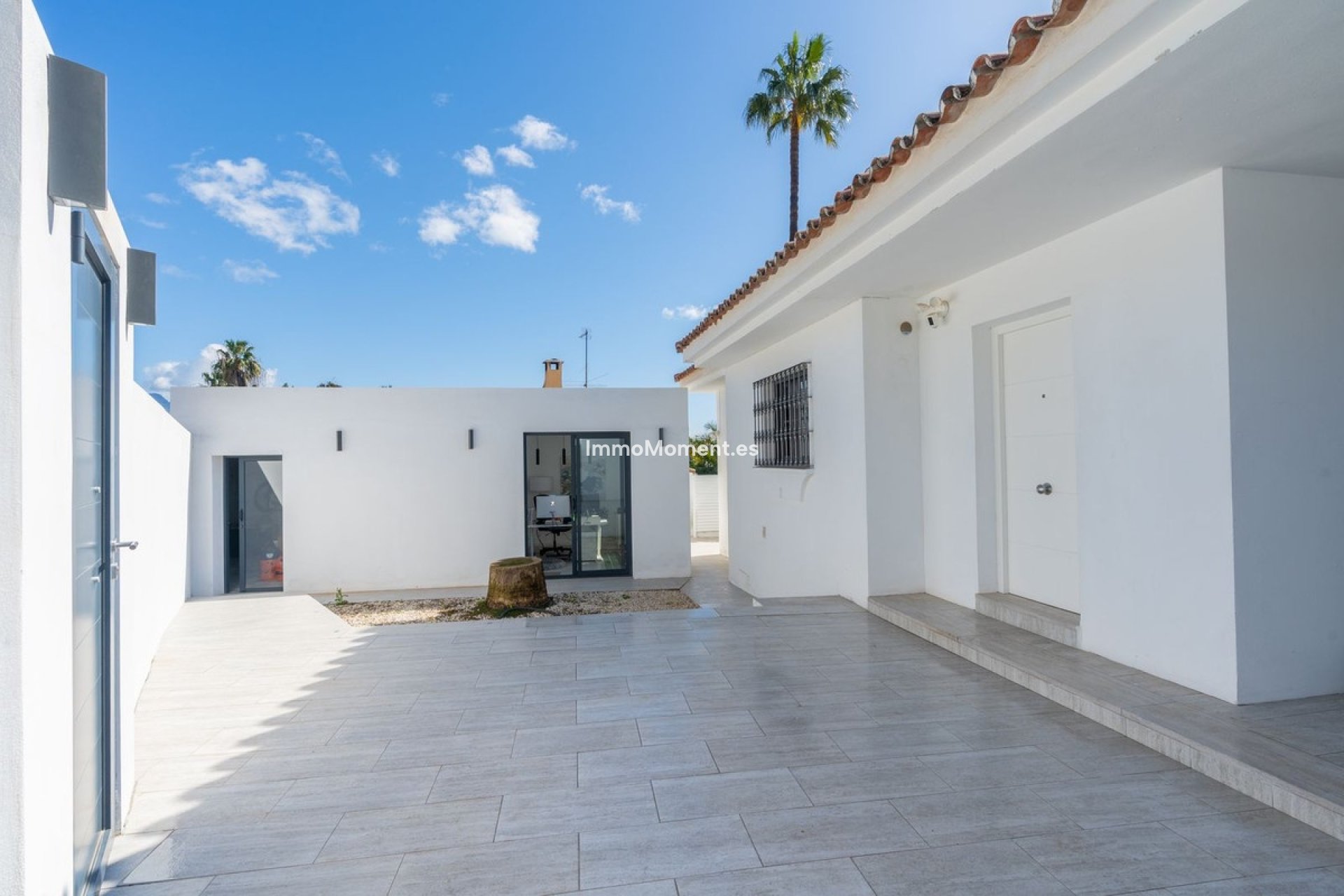 Wiederverkauf - Freistehende Villa - Estepona  - New Golden Mile