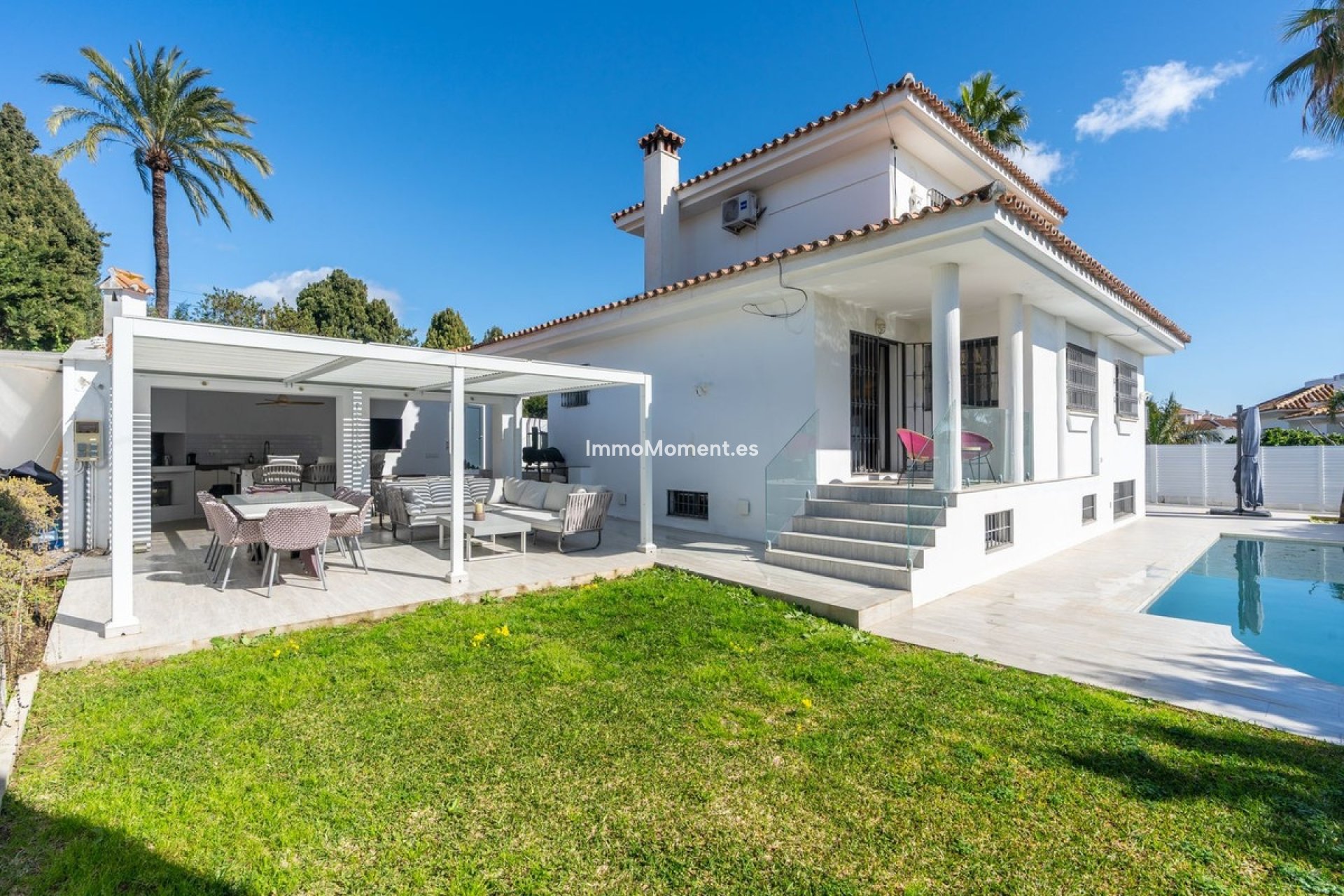 Wiederverkauf - Freistehende Villa - Estepona  - New Golden Mile