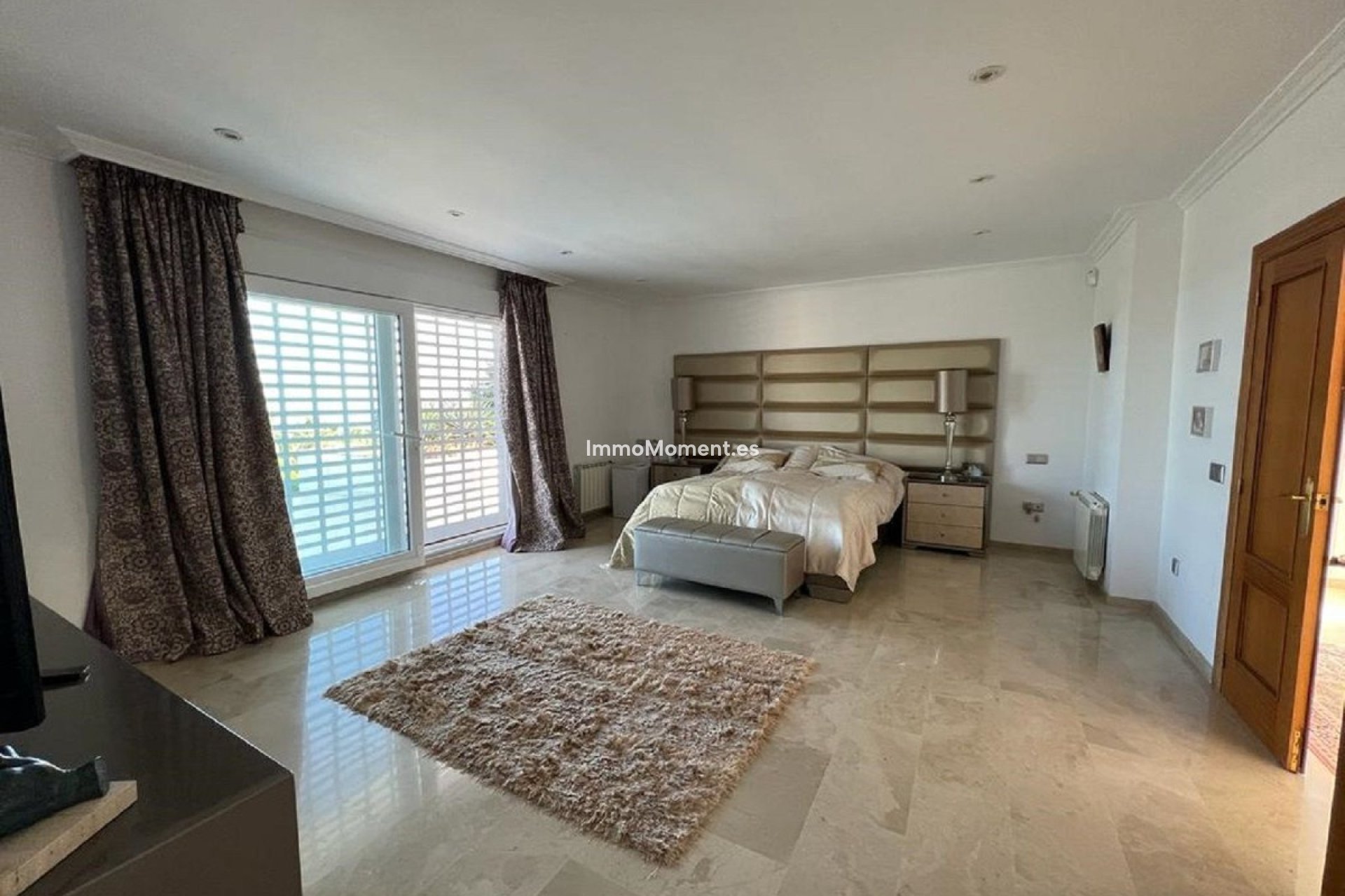 Wiederverkauf - Freistehende Villa - Estepona  - New Golden Mile