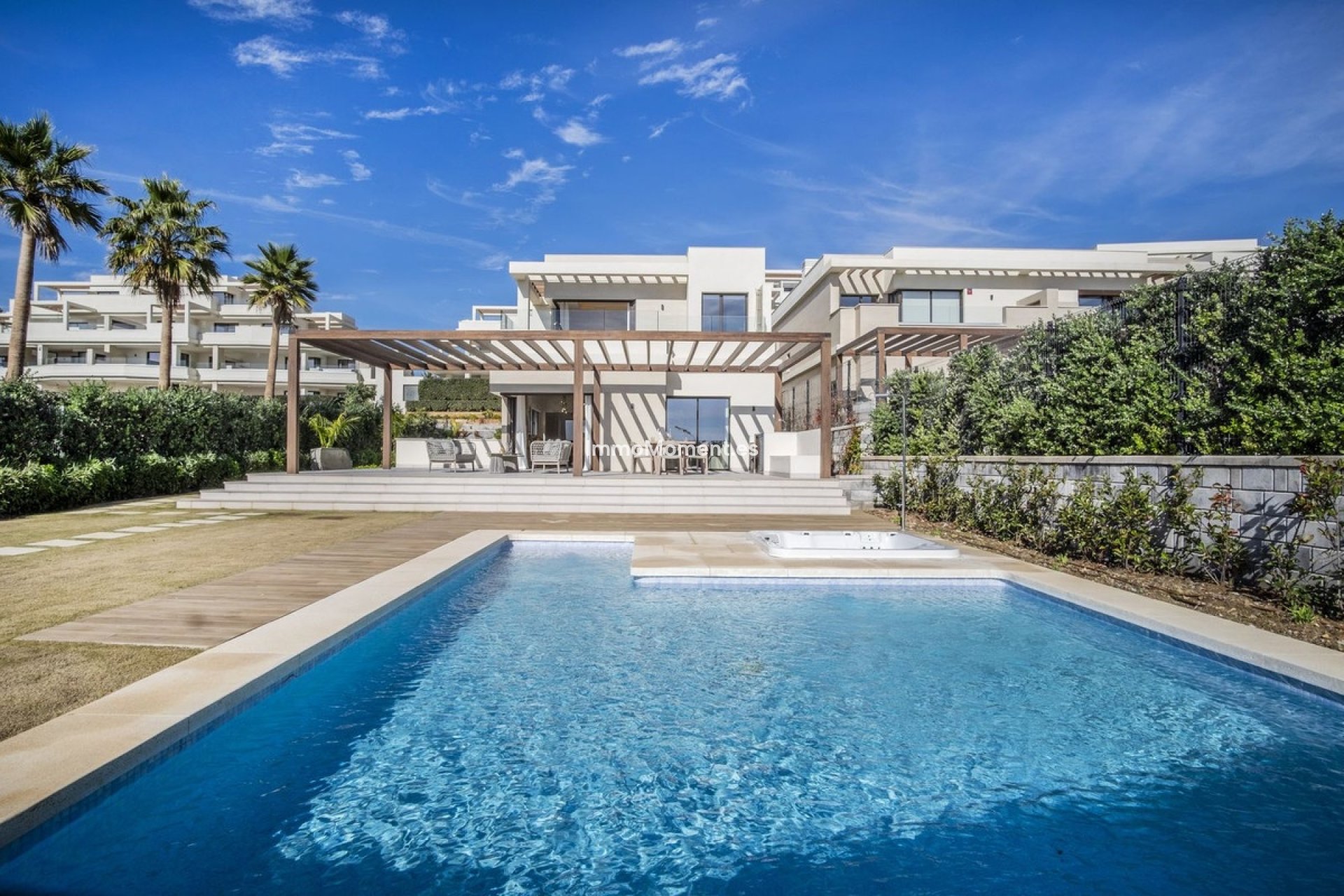 Wiederverkauf - Freistehende Villa - Estepona  - New Golden Mile
