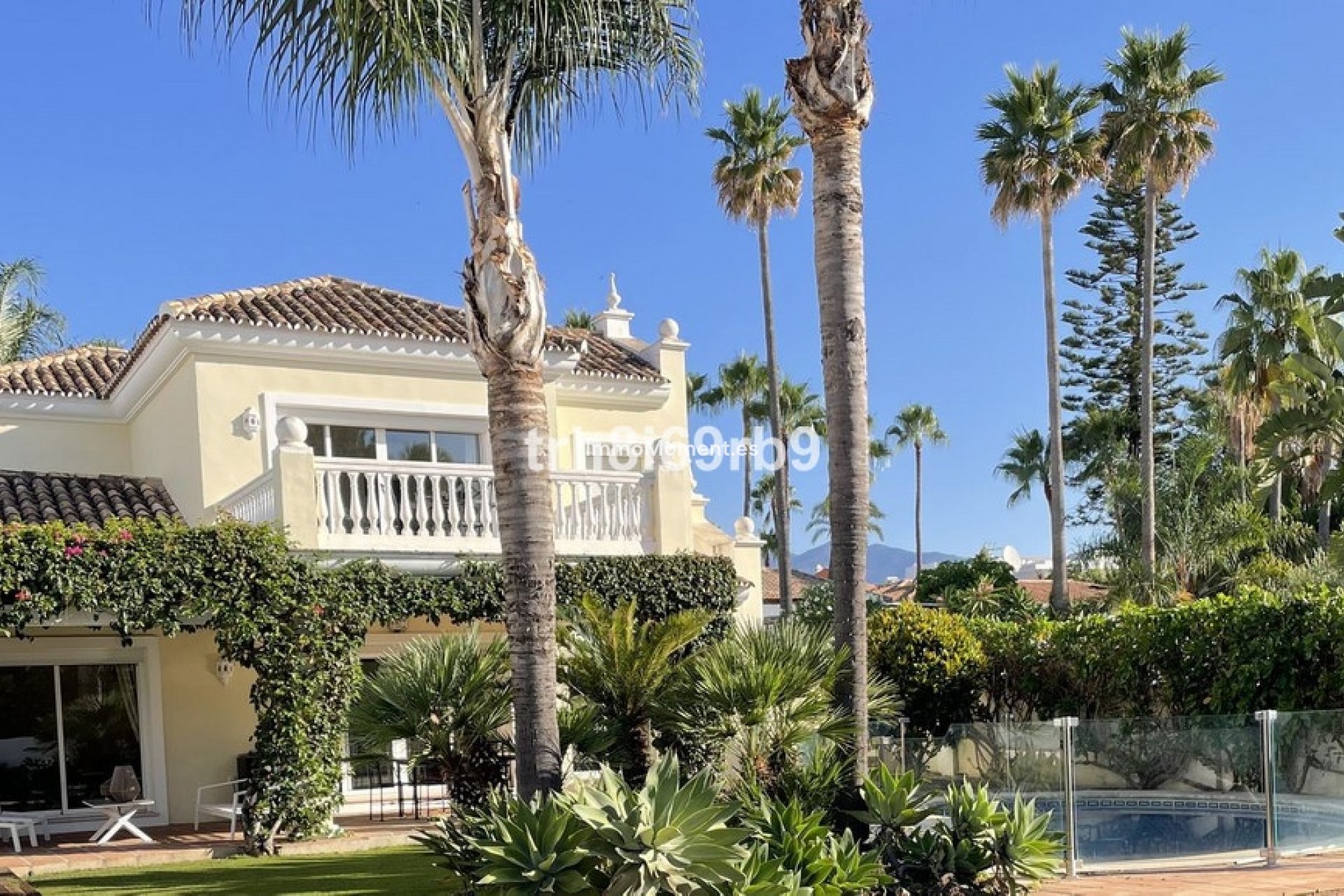 Wiederverkauf - Freistehende Villa - Estepona  - New Golden Mile