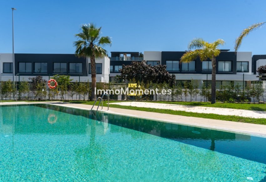 Wiederverkauf - Freistehende Villa - Estepona  - New Golden Mile