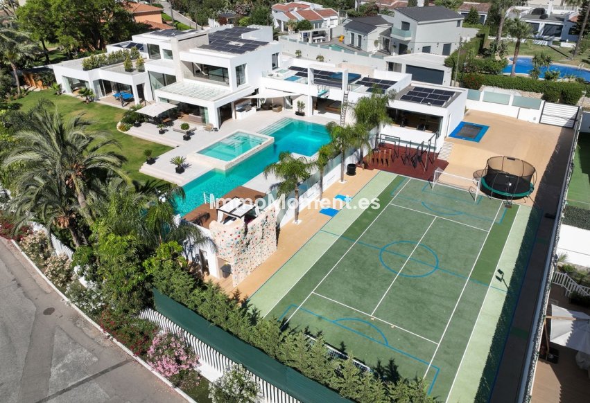 Wiederverkauf - Freistehende Villa - Estepona  - New Golden Mile
