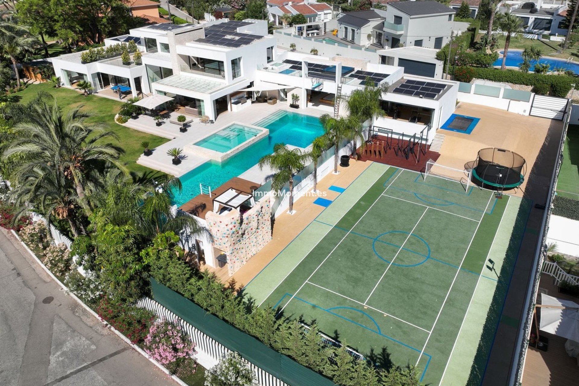 Wiederverkauf - Freistehende Villa - Estepona  - New Golden Mile