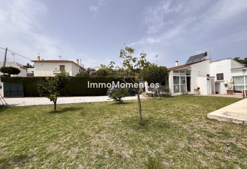 Wiederverkauf - Freistehende Villa - Estepona  - Selwo