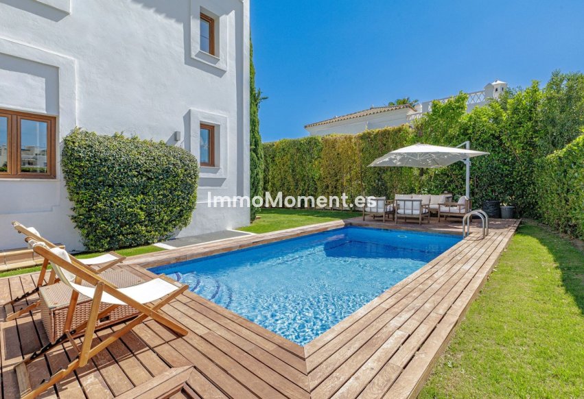 Wiederverkauf - Freistehende Villa - Estepona  - Selwo