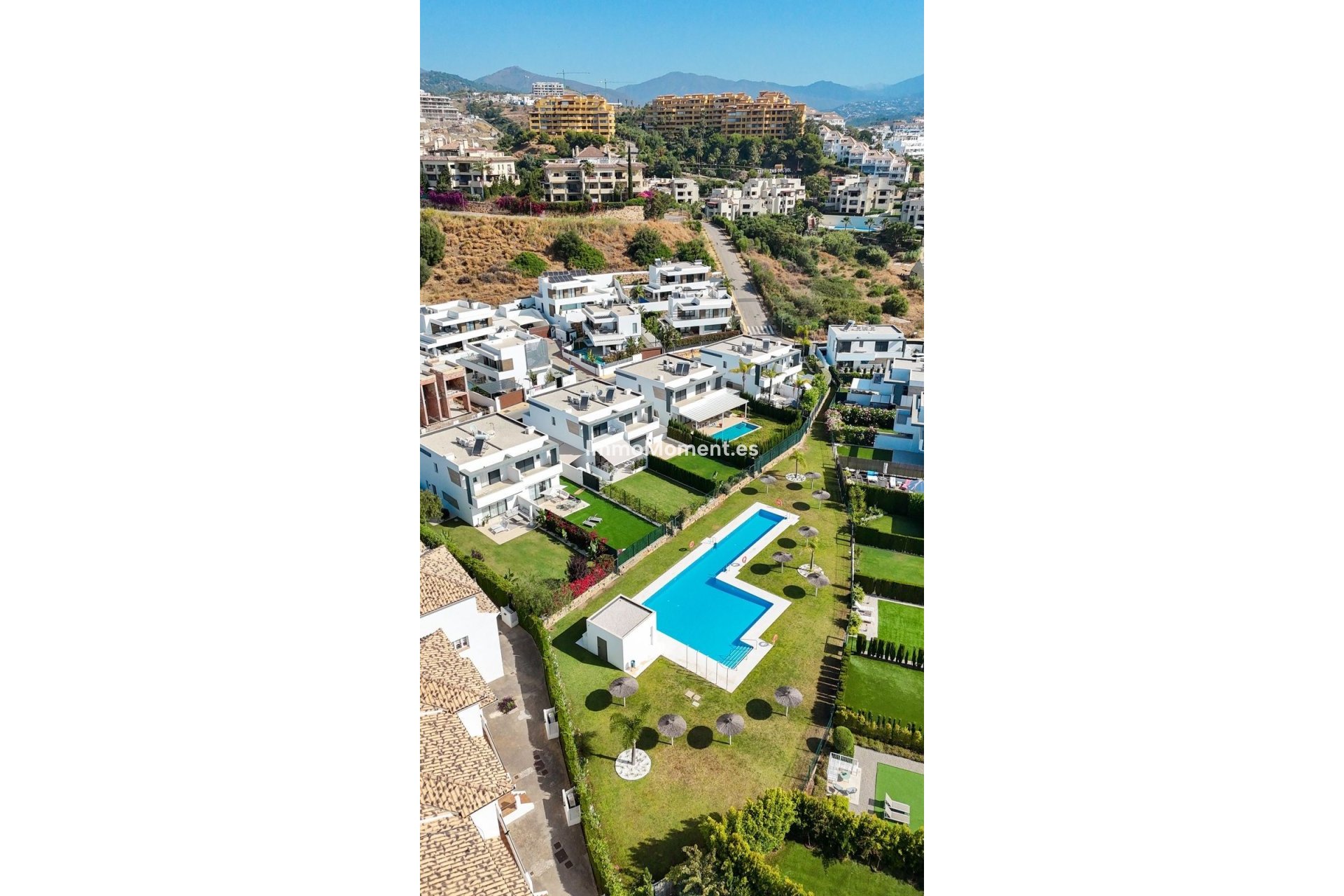 Wiederverkauf - Freistehende Villa - Estepona  - Selwo