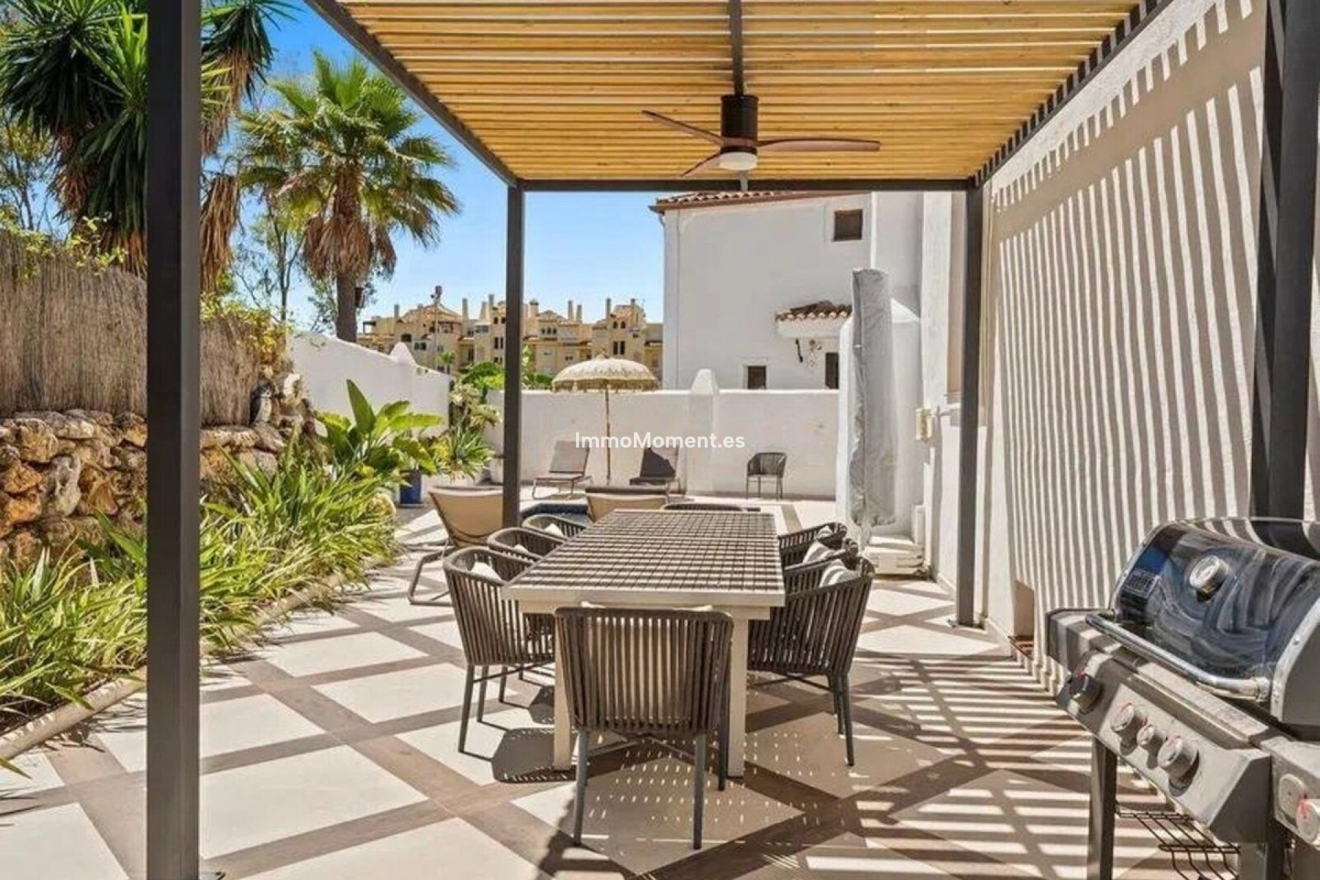 Wiederverkauf - Freistehende Villa - Estepona  - Selwo