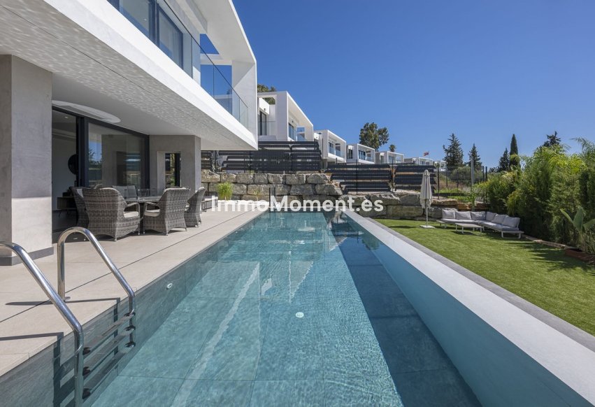 Wiederverkauf - Freistehende Villa - Estepona  - Valle Romano