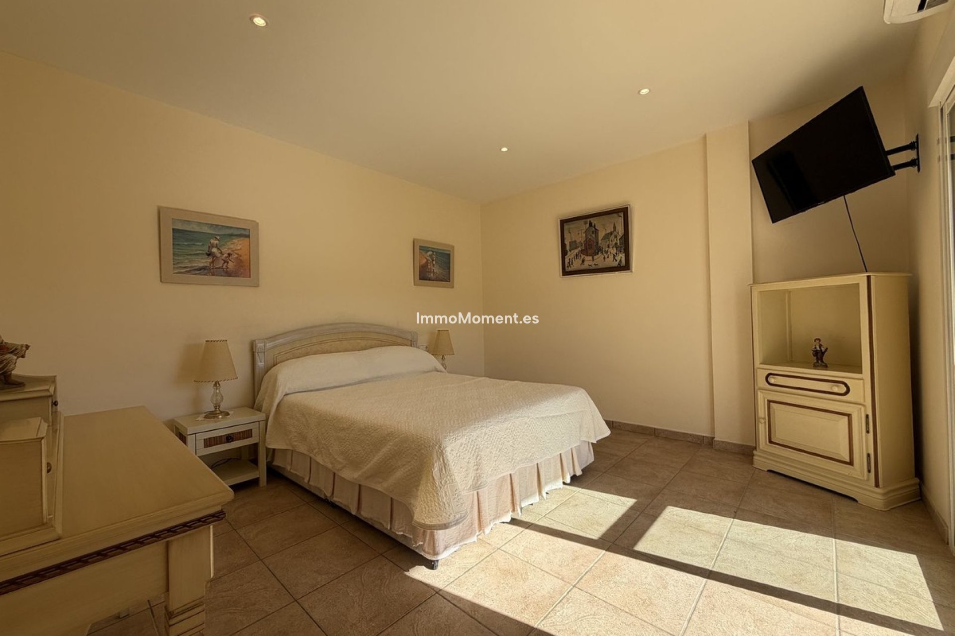 Wiederverkauf - Freistehende Villa - Estepona  - Valle Romano
